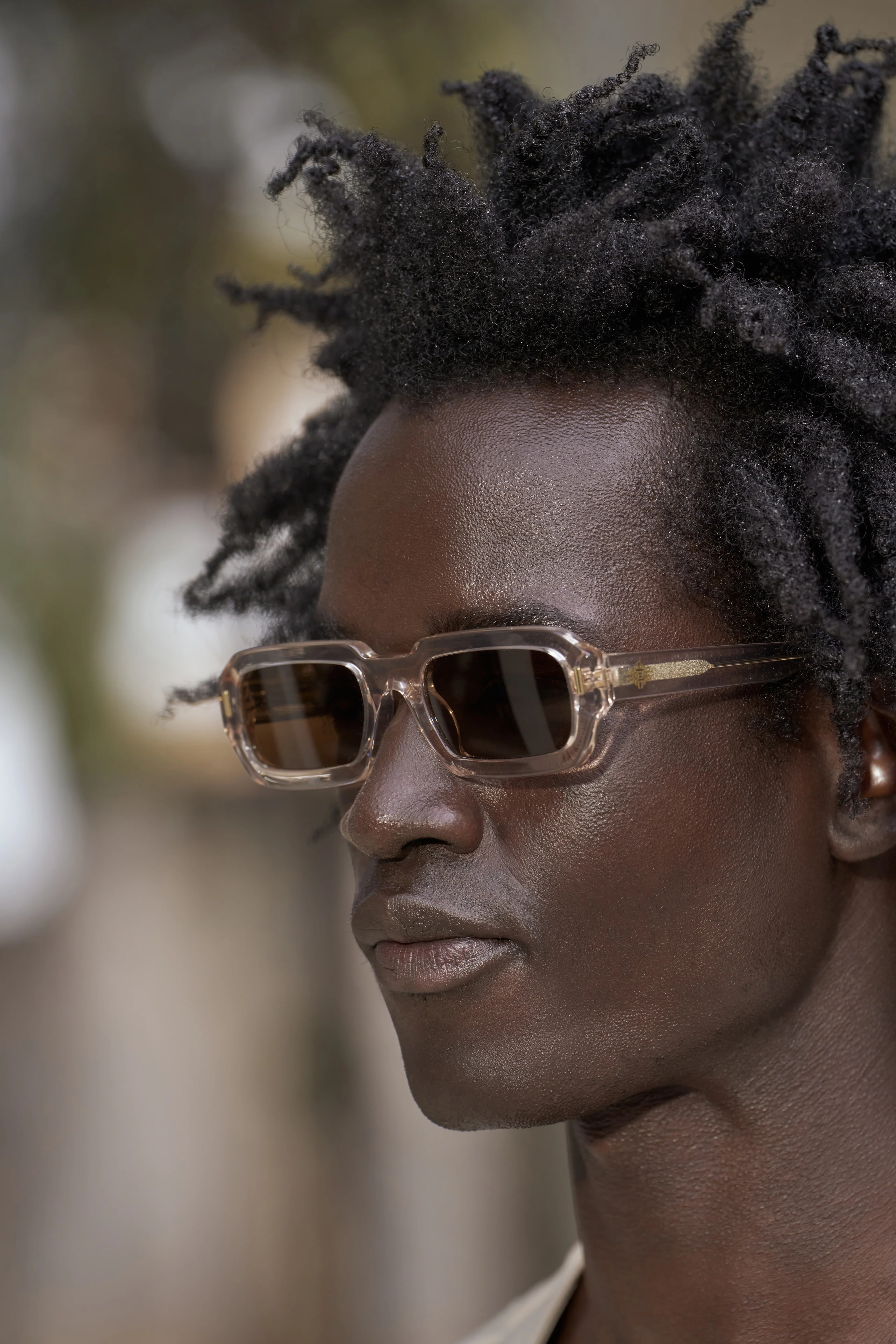 EMBLEM SUNGLASSES - CHAMPAGNE