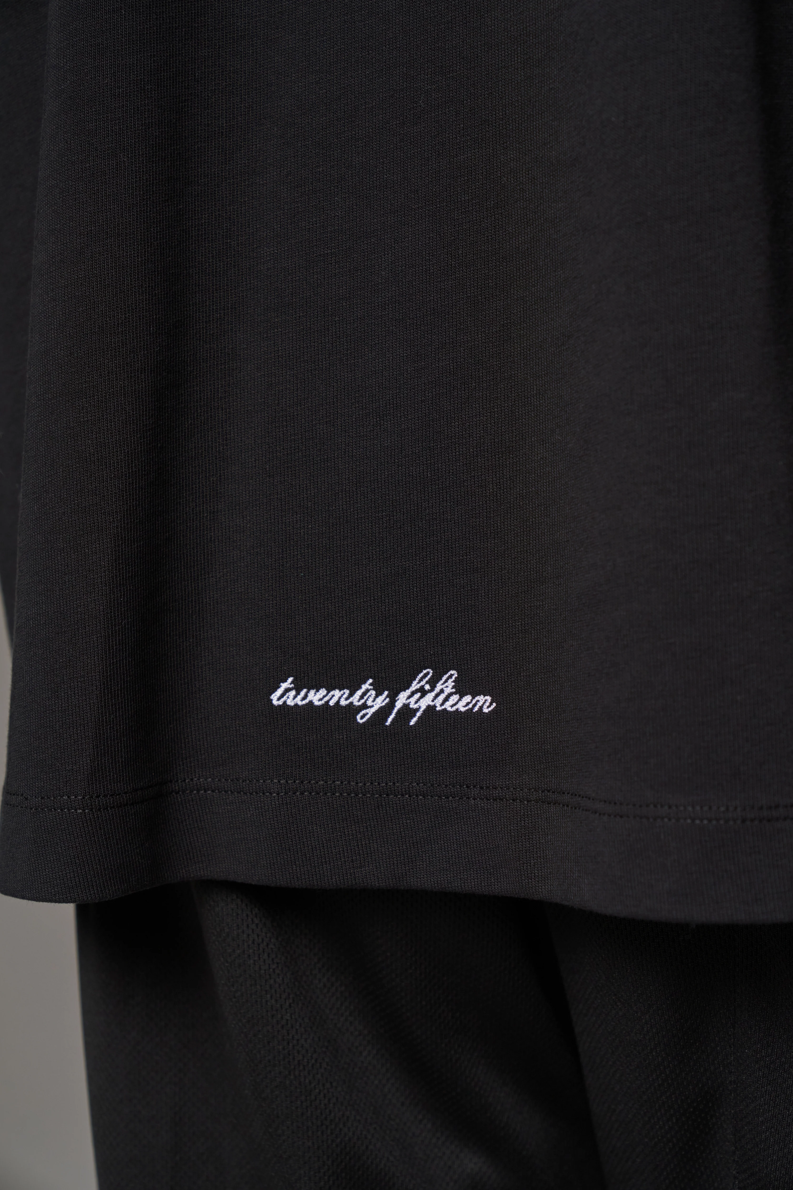 DESIGN DEPARTMENT CHEST PRINT T-SHIRT - BLACK