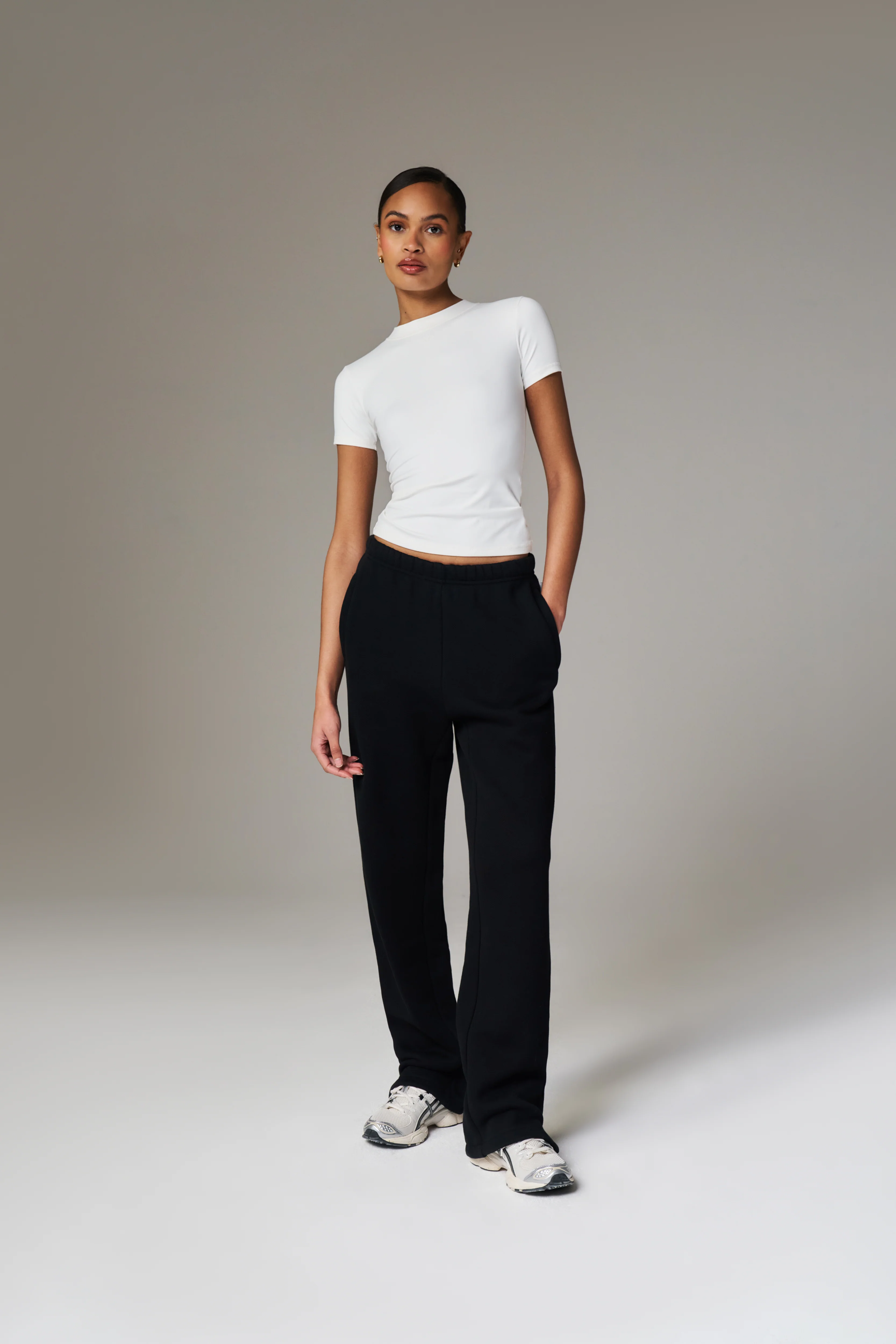 SCULPTING STRETCH EMBLEM BABY TEE - OFF WHITE