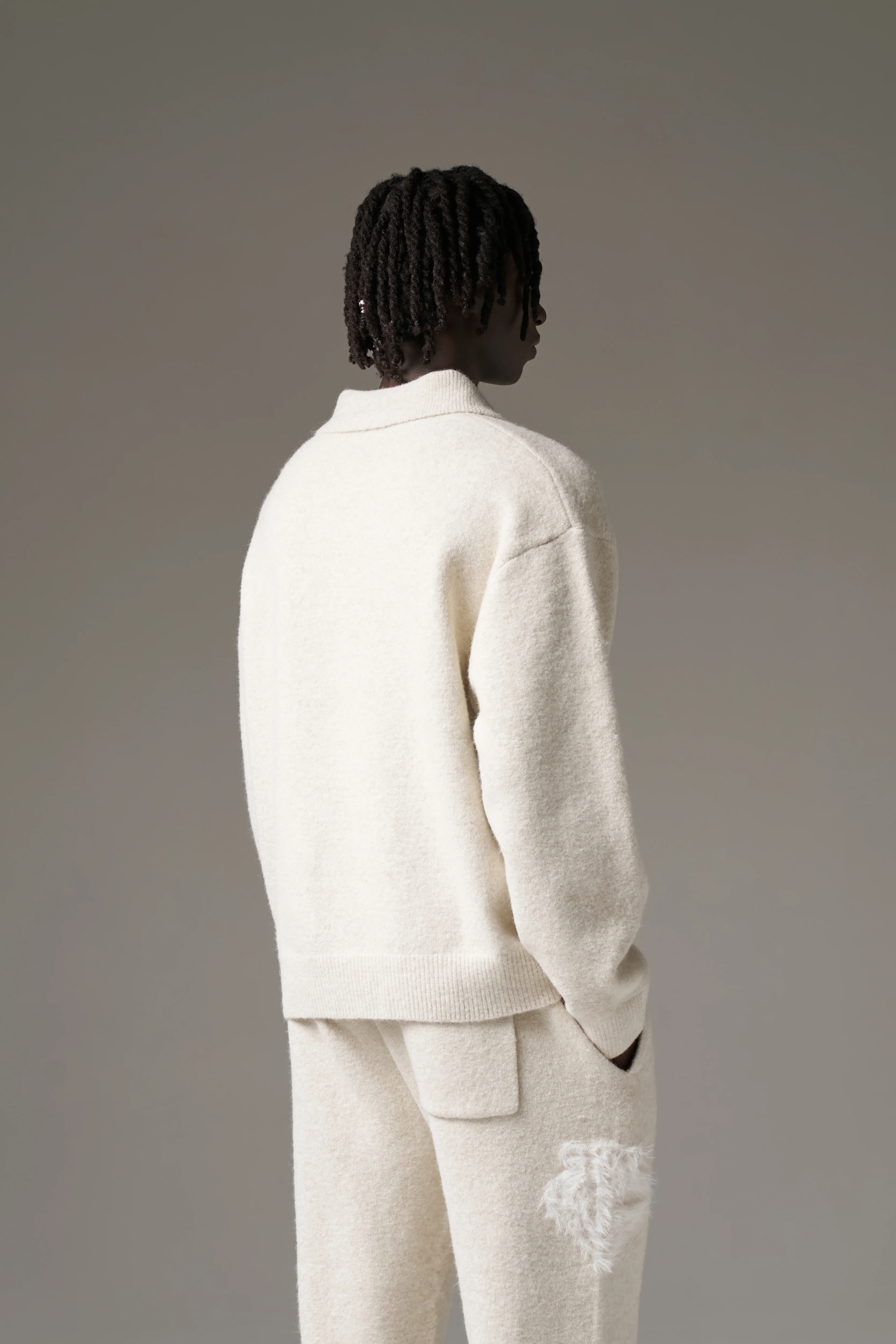 MONOGRAM EMBLEM FLUFFY KNIT POLO - BEIGE