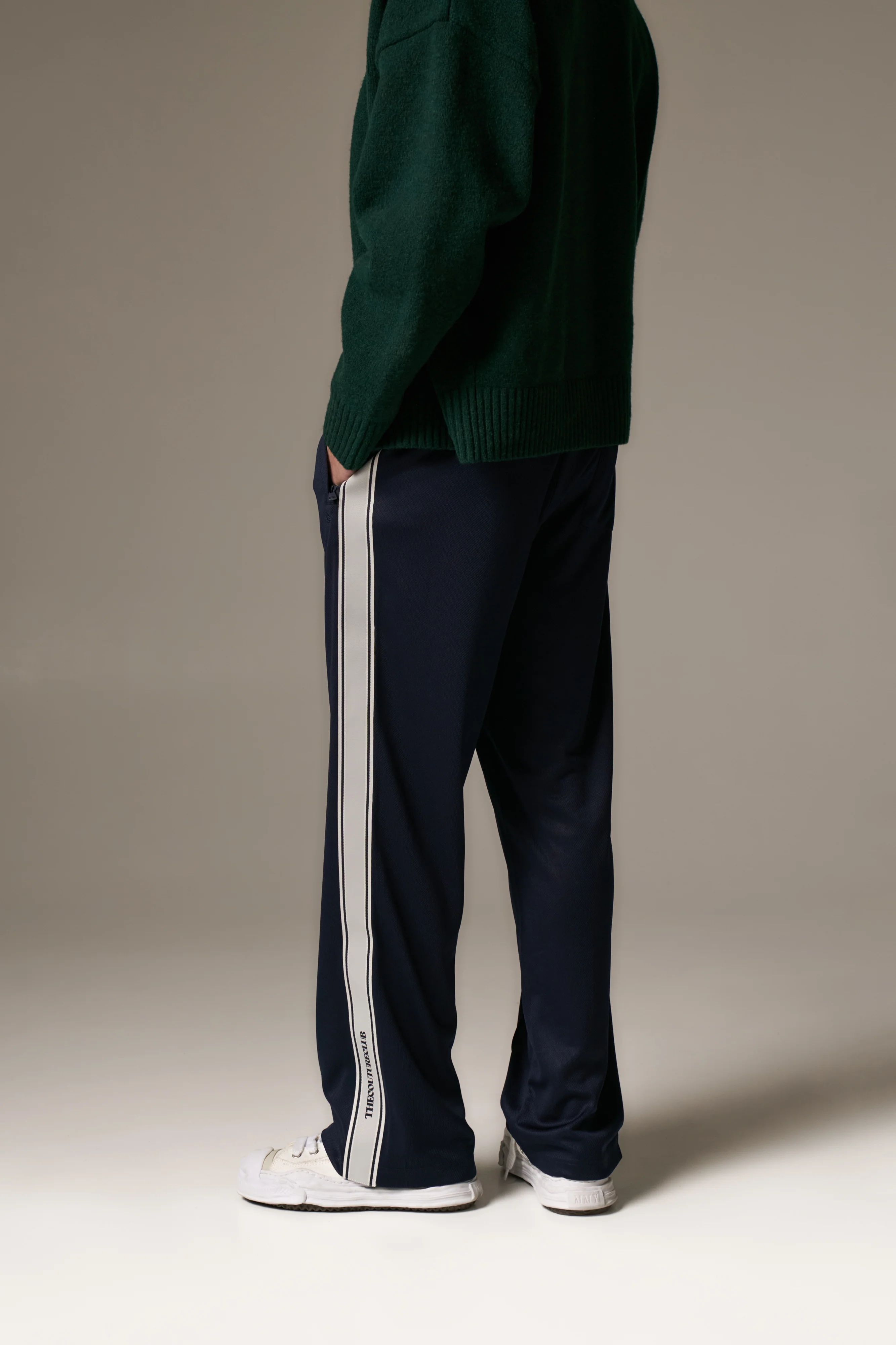 TAPE MESH JOGGER - NAVY