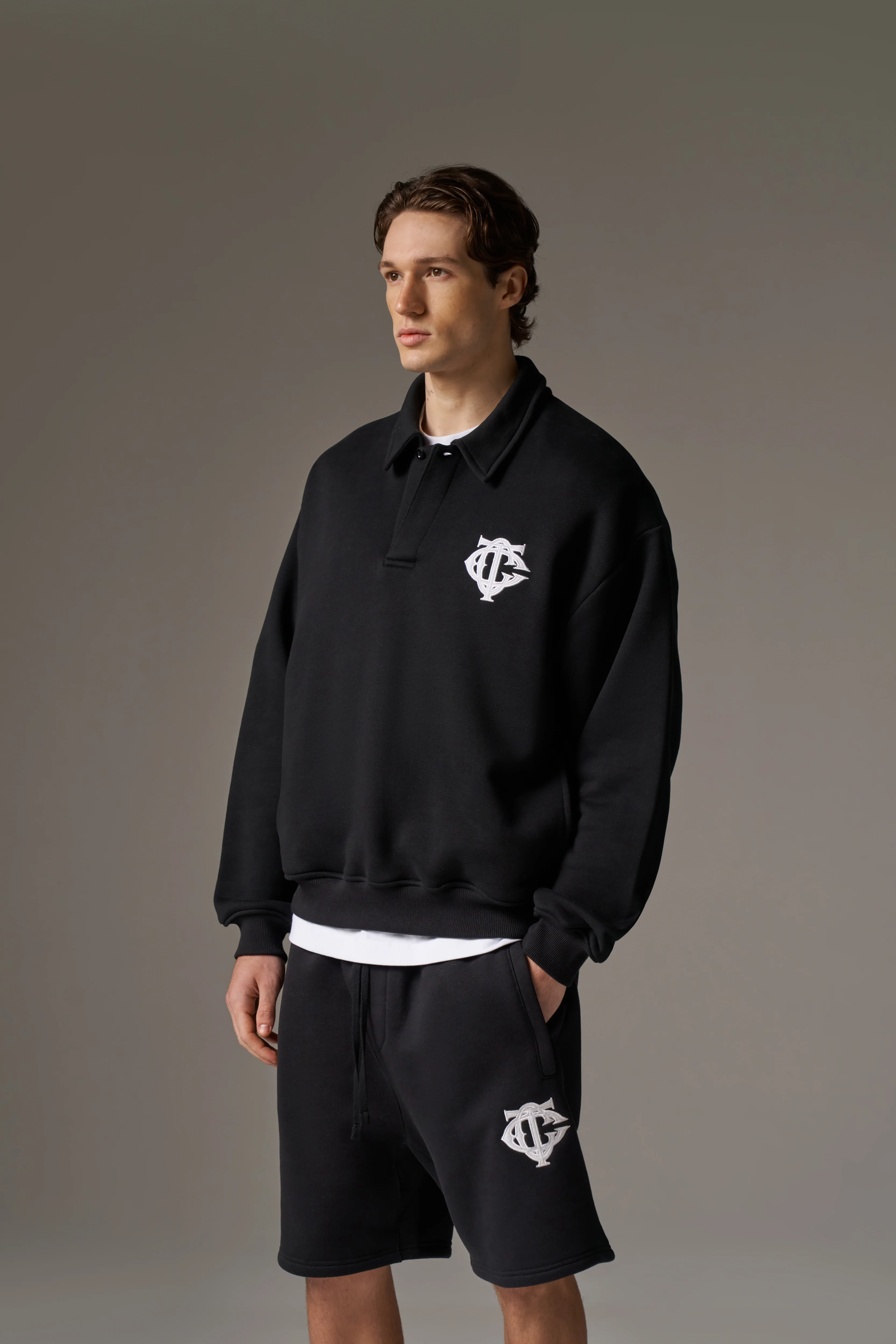 HEAVYWEIGHT MONOGRAM EMBLEM POLO - BLACK