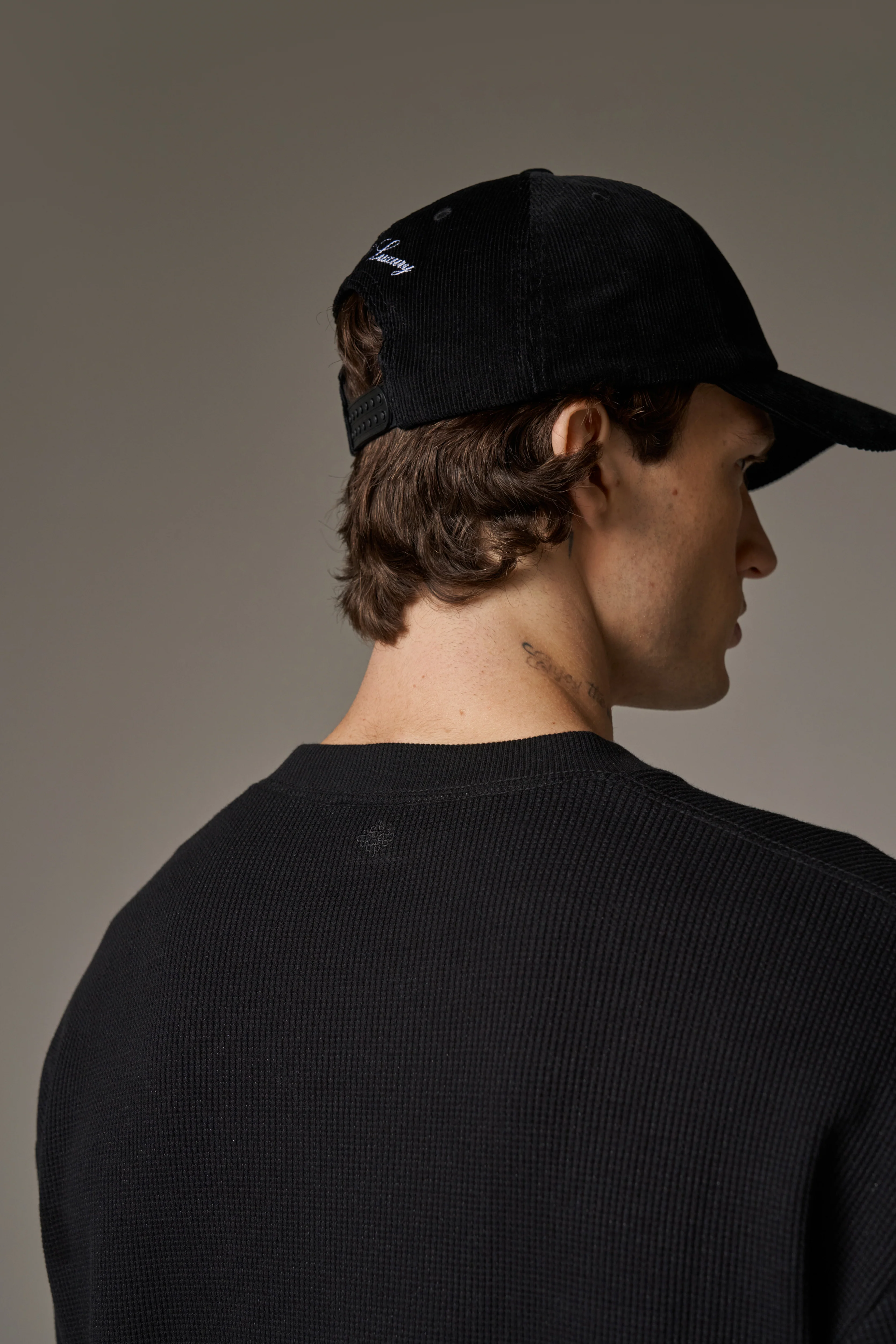 WAFFLE LONG SLEEVE T-SHIRT - BLACK