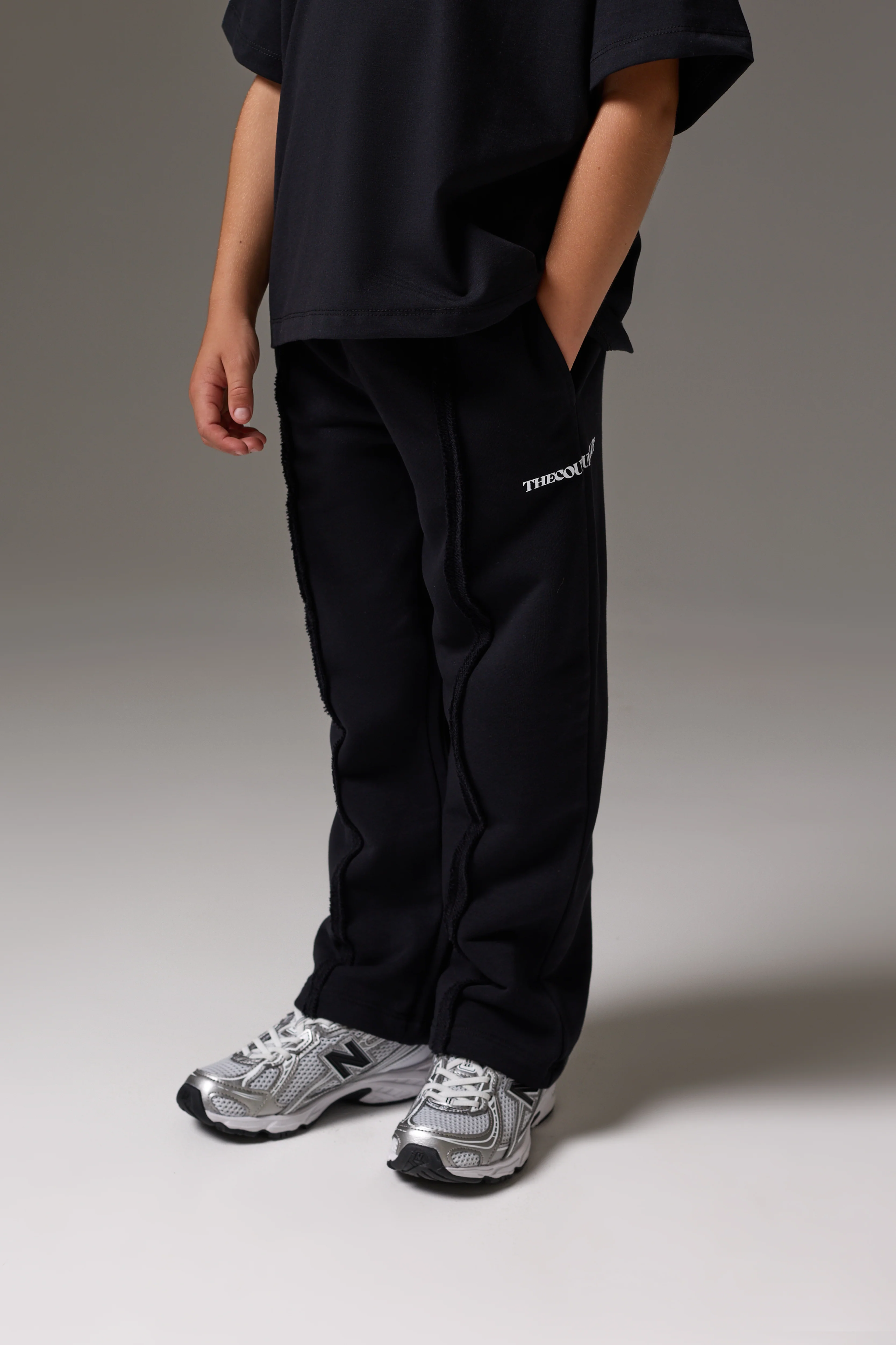JUNIOR COPYRIGHT JOGGERS - BLACK