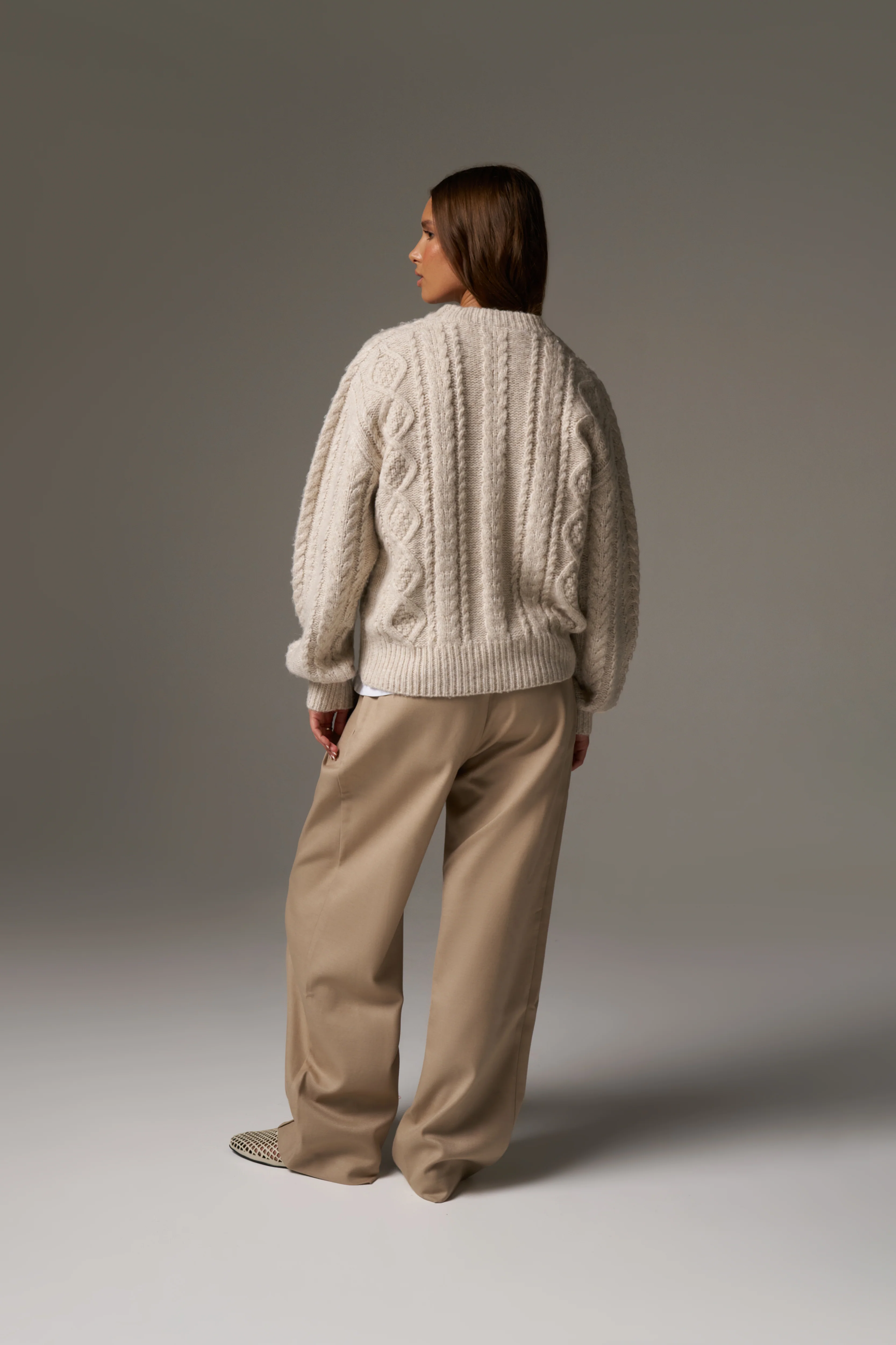 CABLE KNIT EMBROIDERED EMBLEM JUMPER - OAT