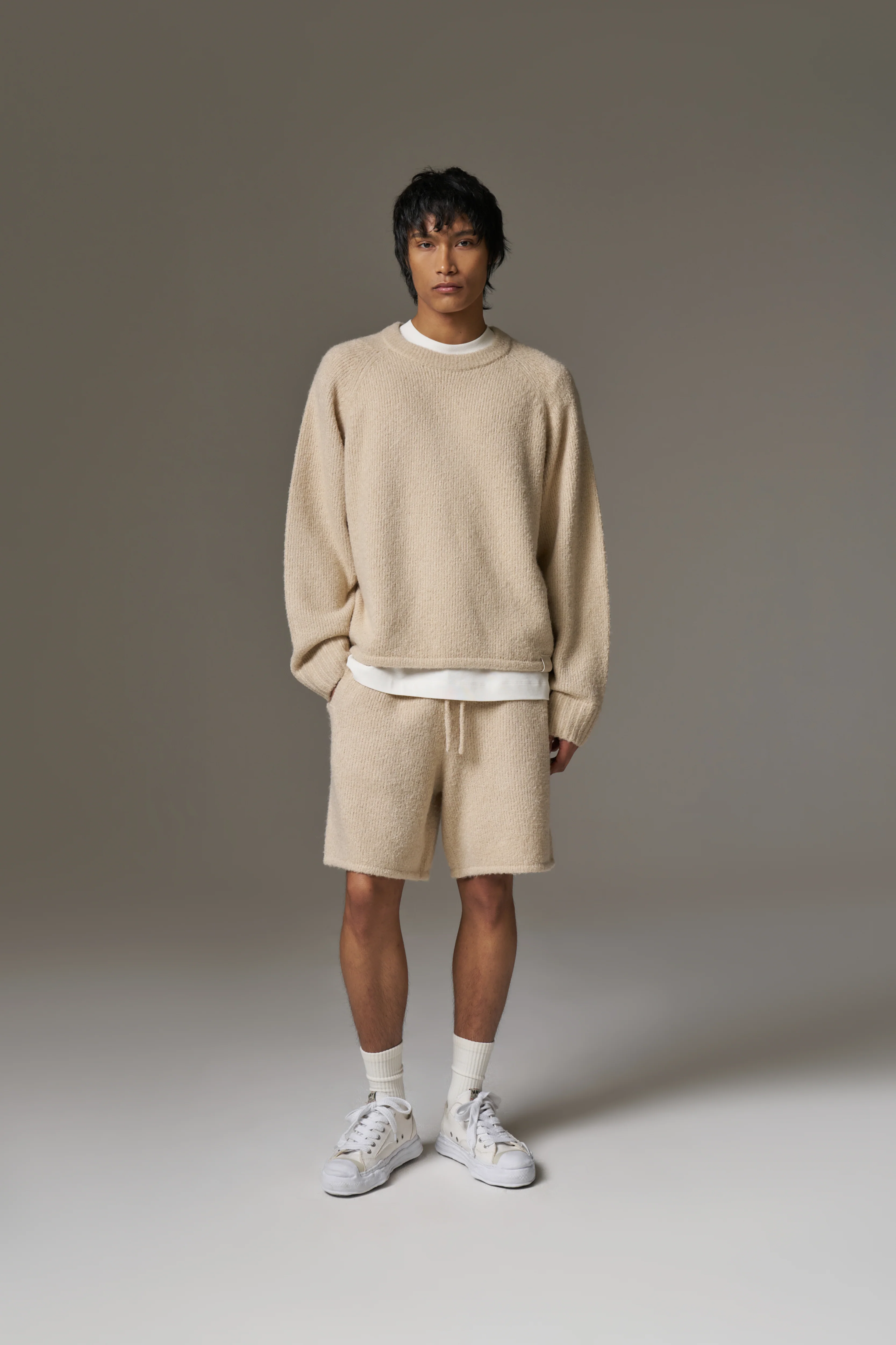 BOUCLE KNIT RAGLAN CREW - STONE