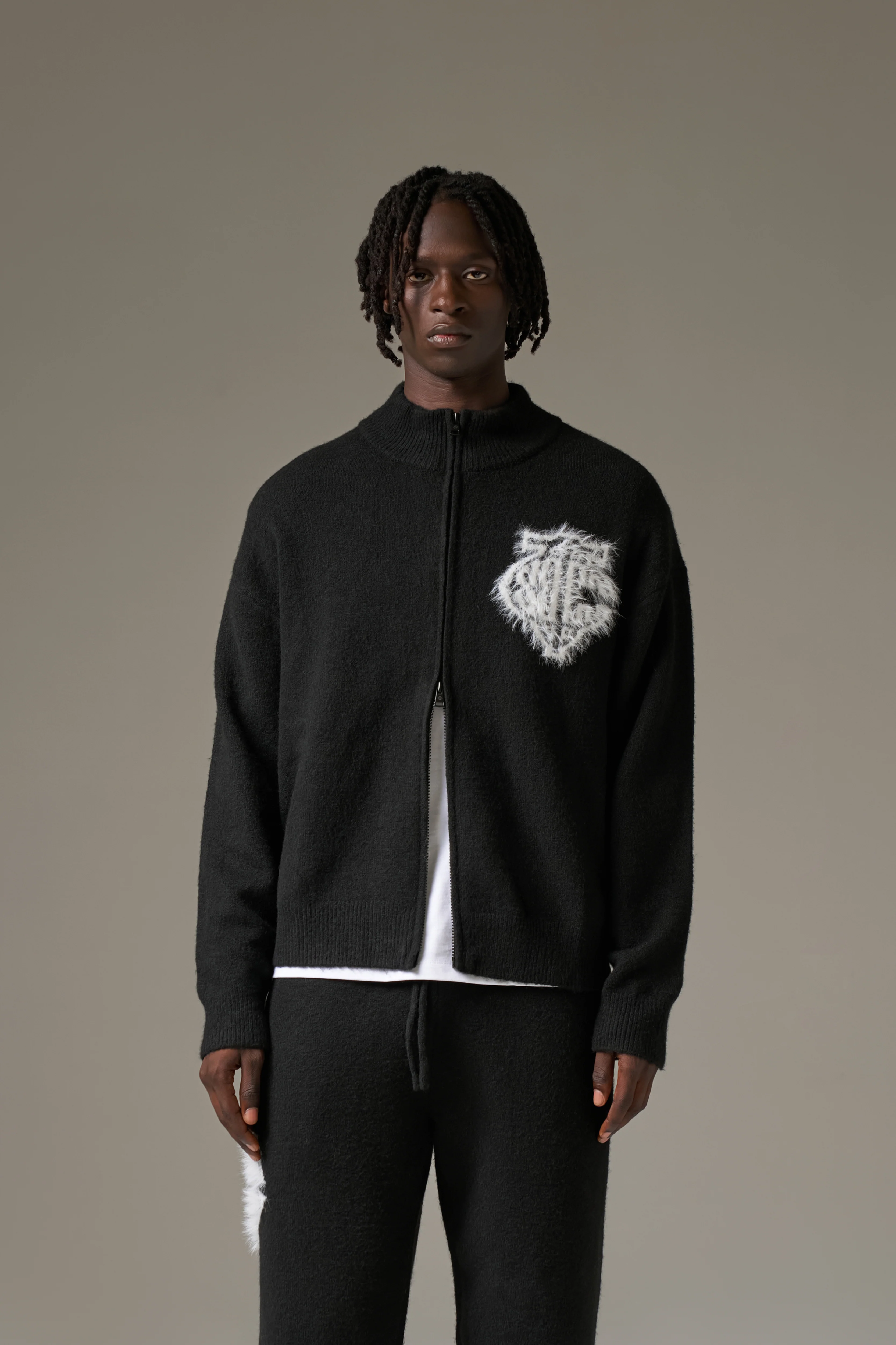 MONOGRAM EMBLEM FLUFFY KNIT ZIP THROUGH - BLACK