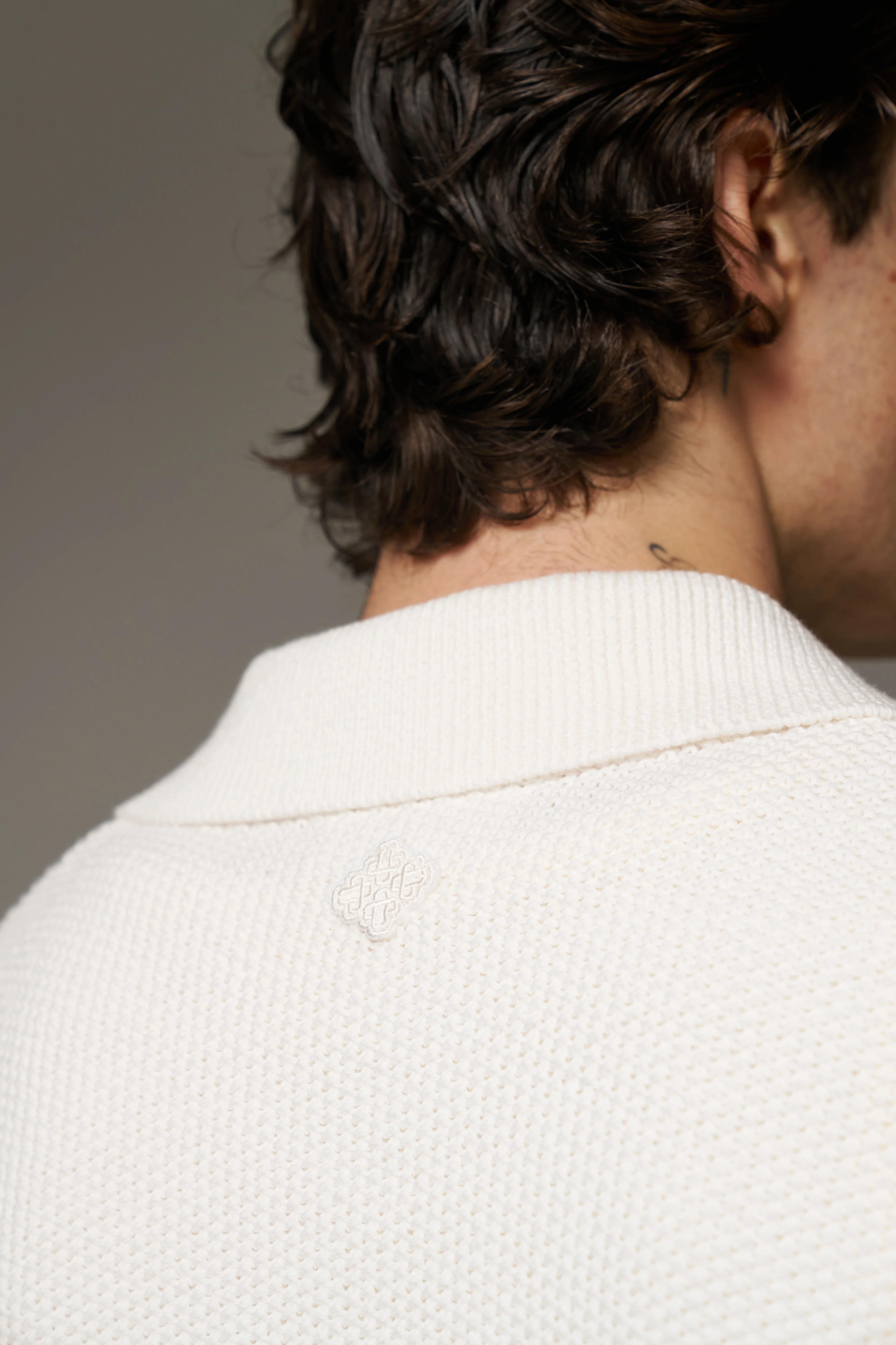 CROCHET KNITTED EMBLEM POCKET SHIRT - OFF WHITE