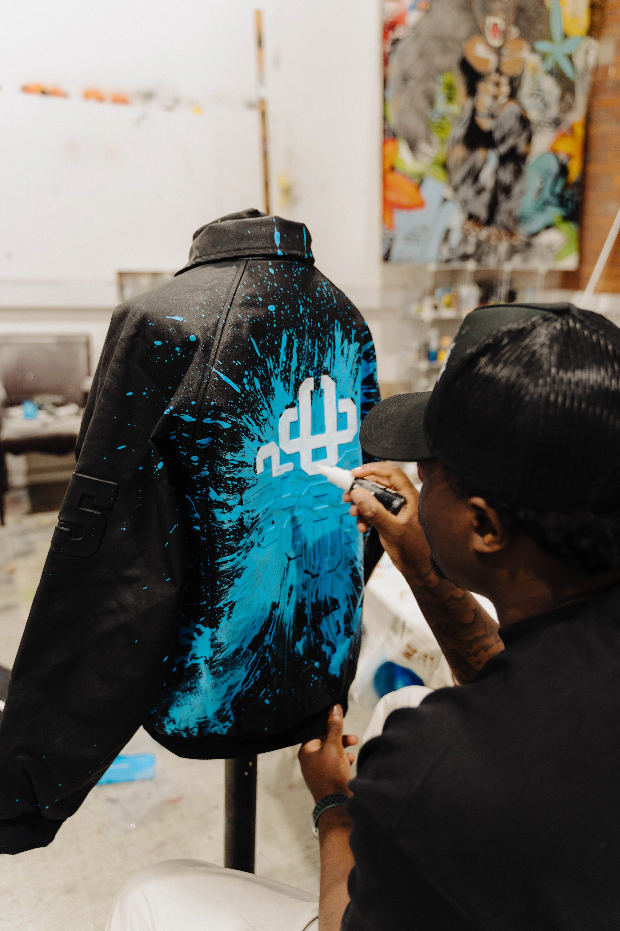 BOOGIE EMBOSSED BOMBER JACKET - BLACK