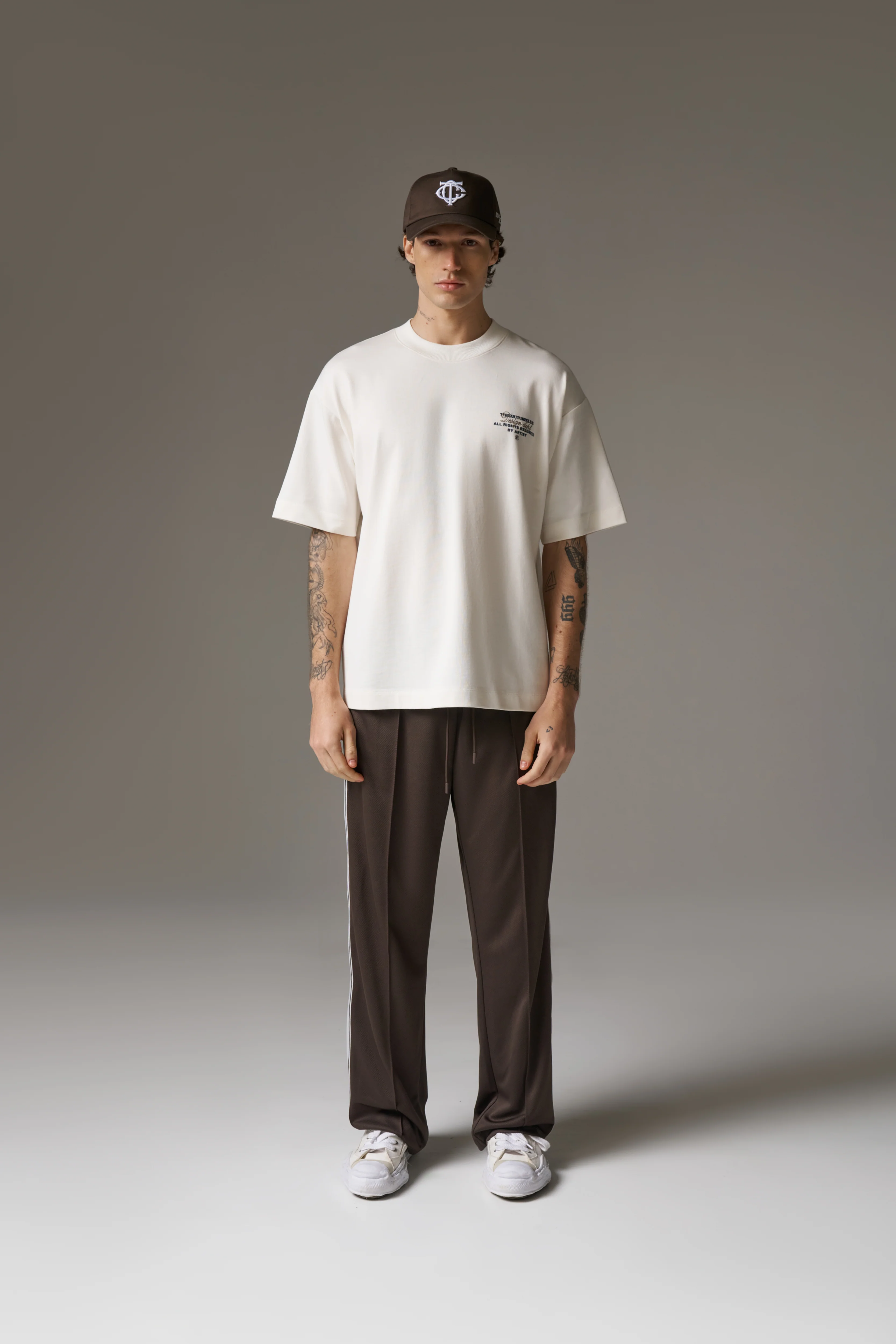 DESIGN DEPARTMENT CHEST PRINT T-SHIRT - OFF WHITE