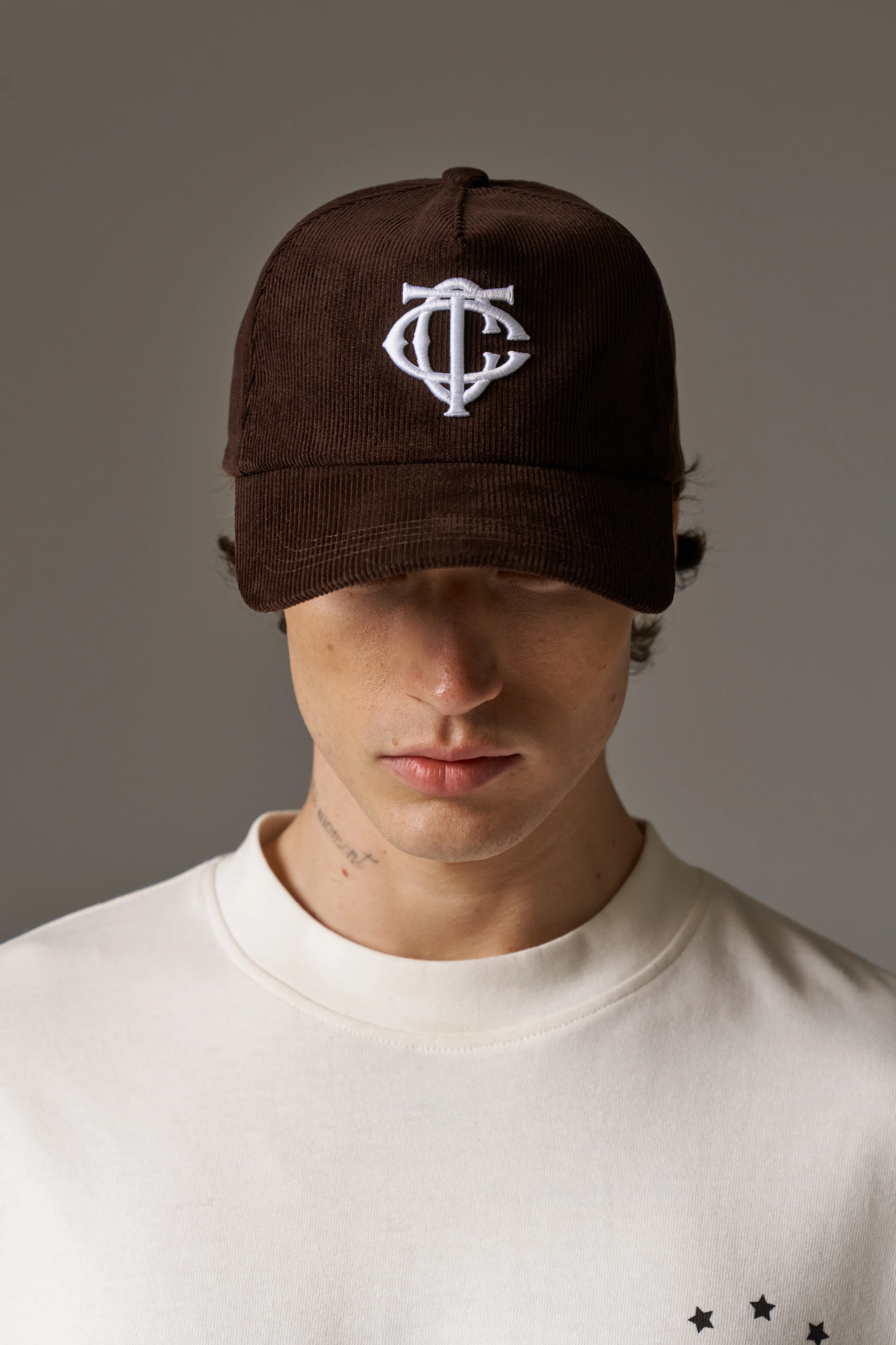 MONOGRAM EMBLEM CORD CAP - BROWN