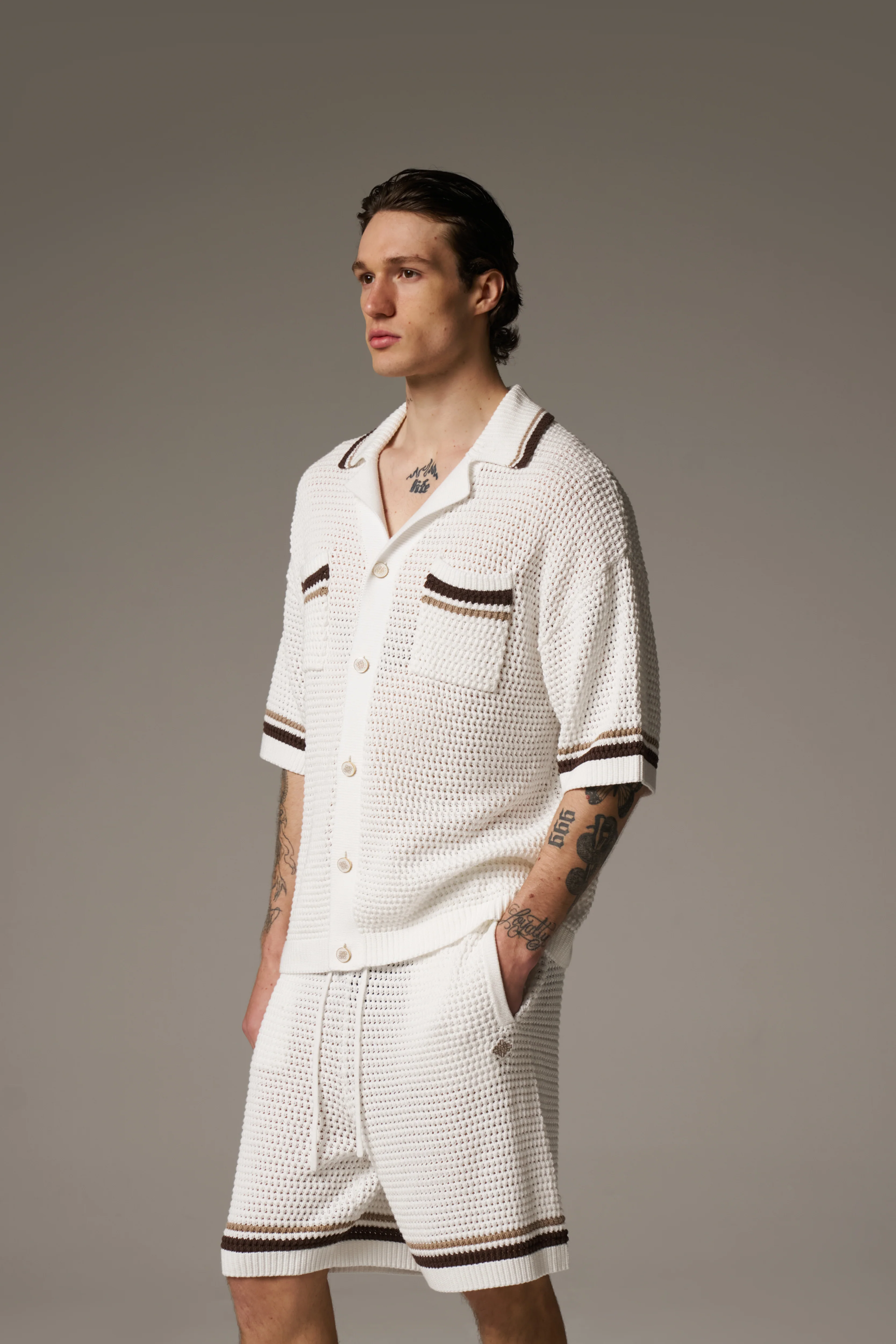 CROCHET KNITTED STRIPE SHIRT - WHITE/BROWN