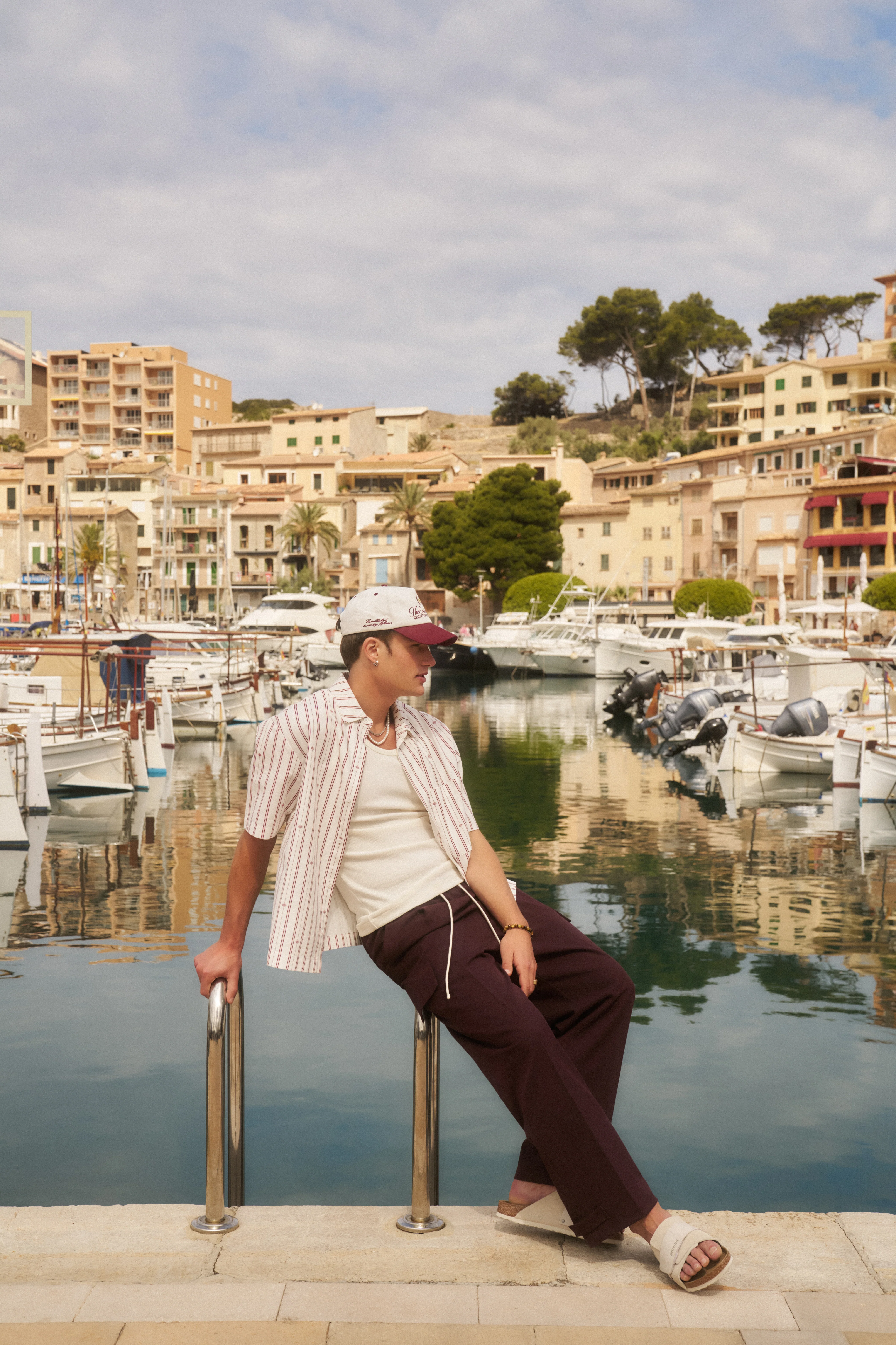 EMBLEM STRIPE SHIRT - STONE