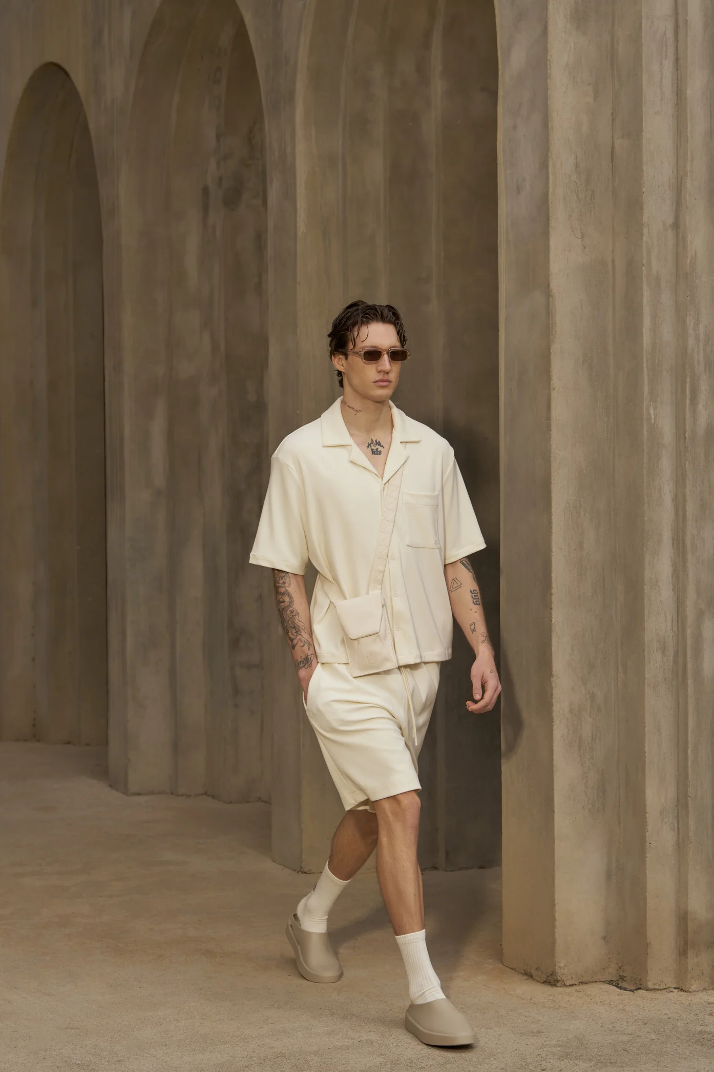 RIBBED SHORTS - OFF WHITE