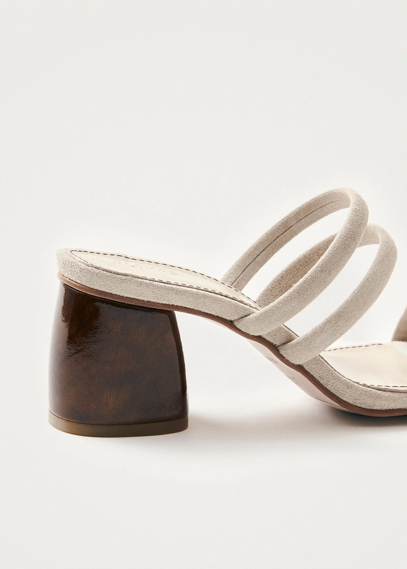 Indiana Stone Beige Leather Sandals