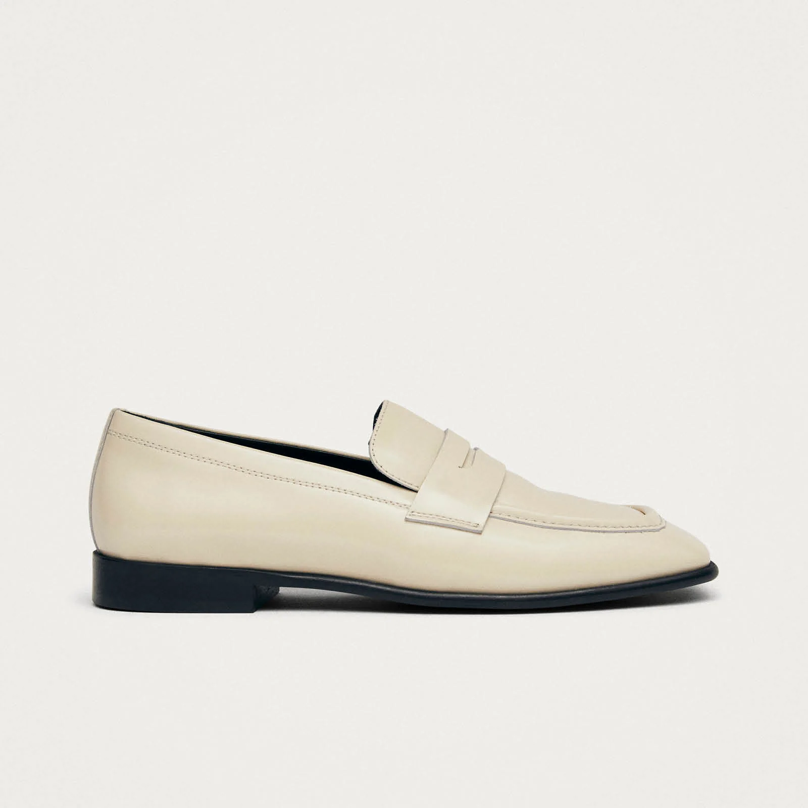 Zaha Cream Leather Loafers