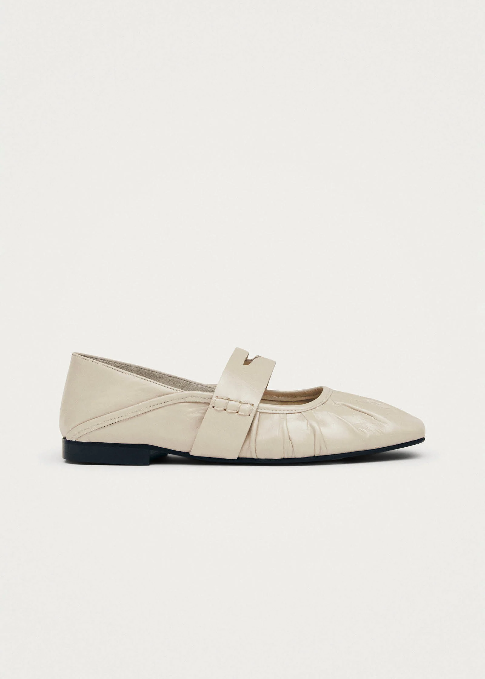 Bargo Cream Leather Ballet Flats
