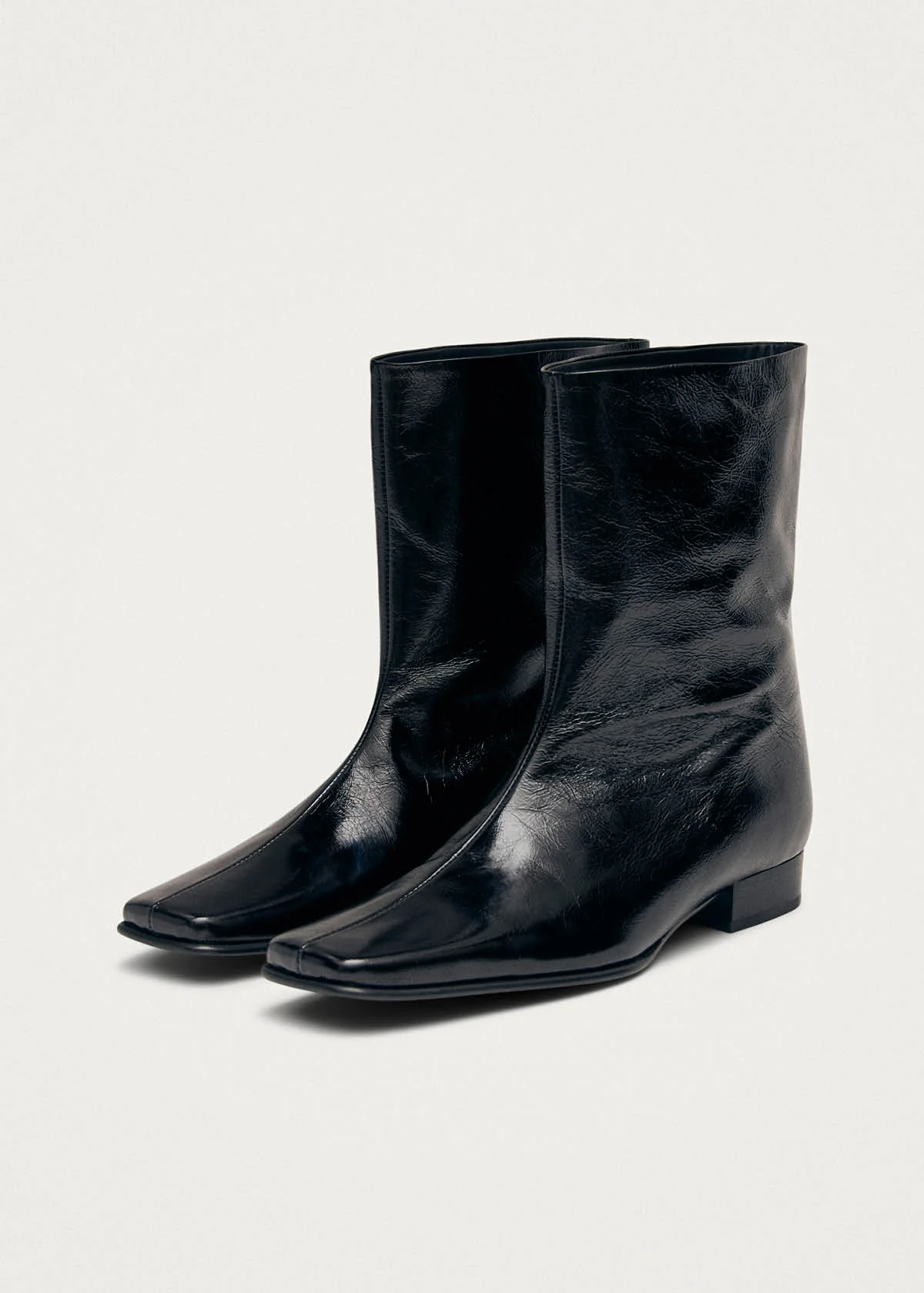 Quinn Rift Black Leather Ankle Boots