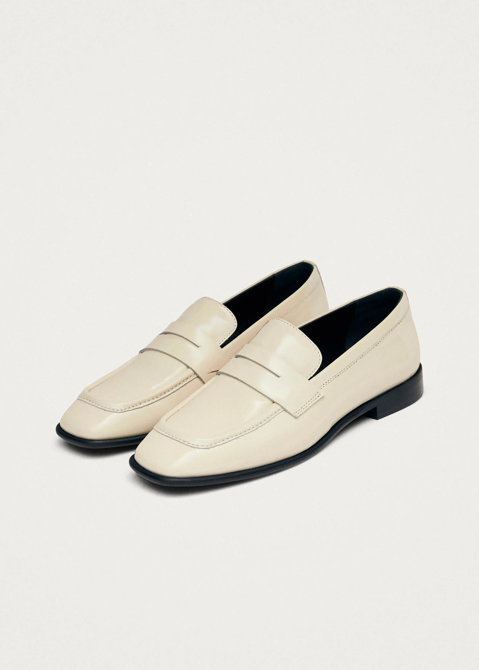 Zaha Cream Leather Loafers
