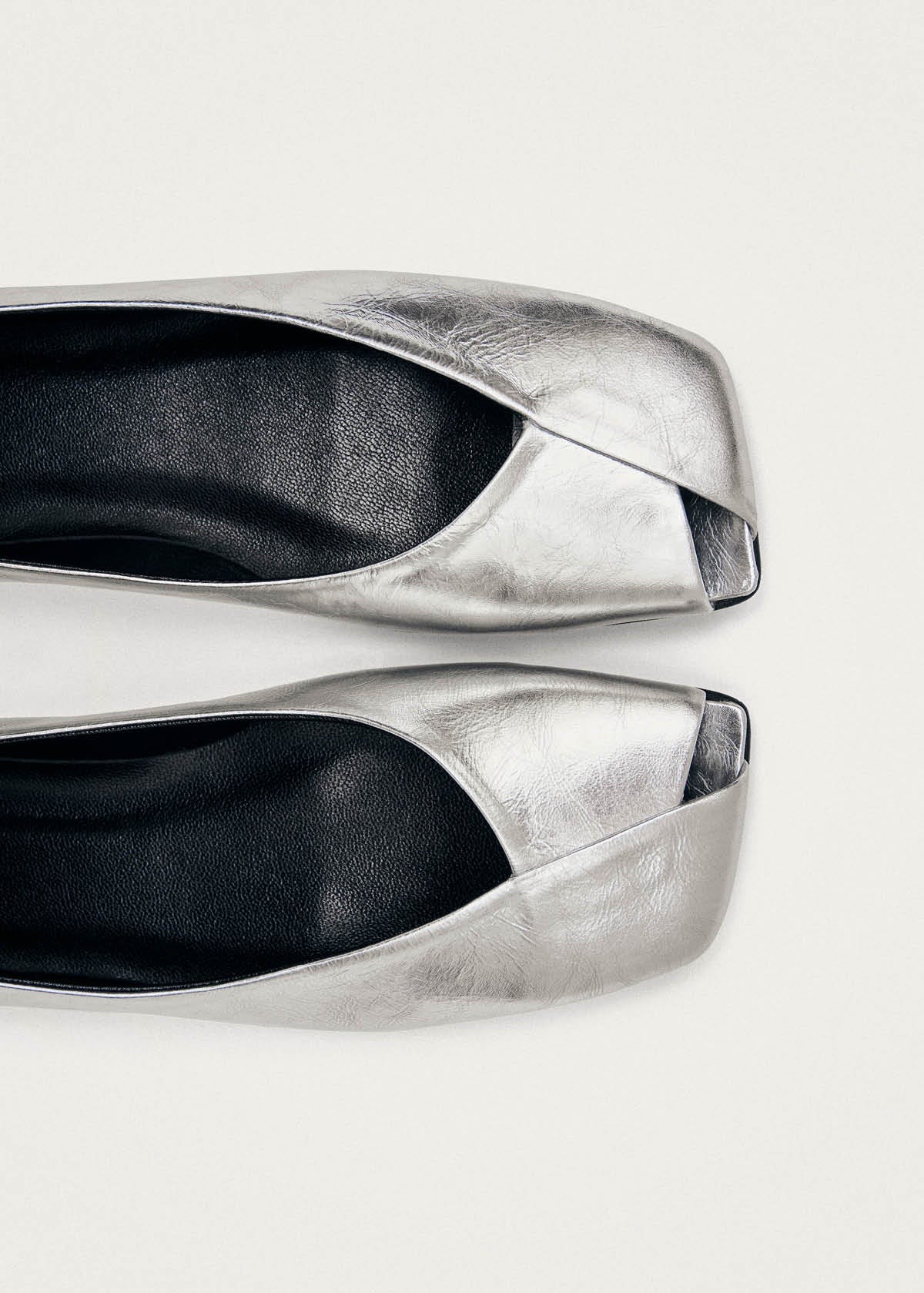 Katia Shimmer Silver Leather Ballet Flats