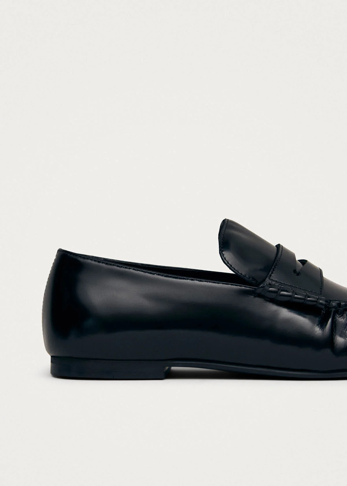 Aven Black Leather Loafers
