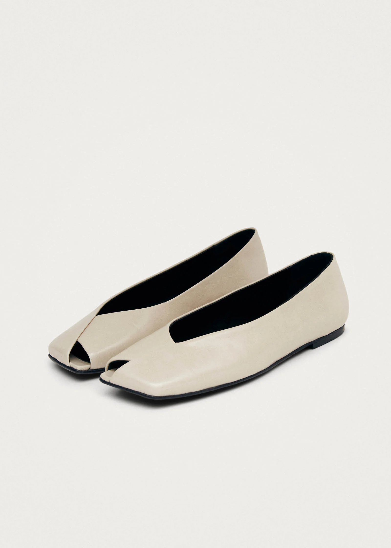 Katia Rift Cream Leather Ballet Flats