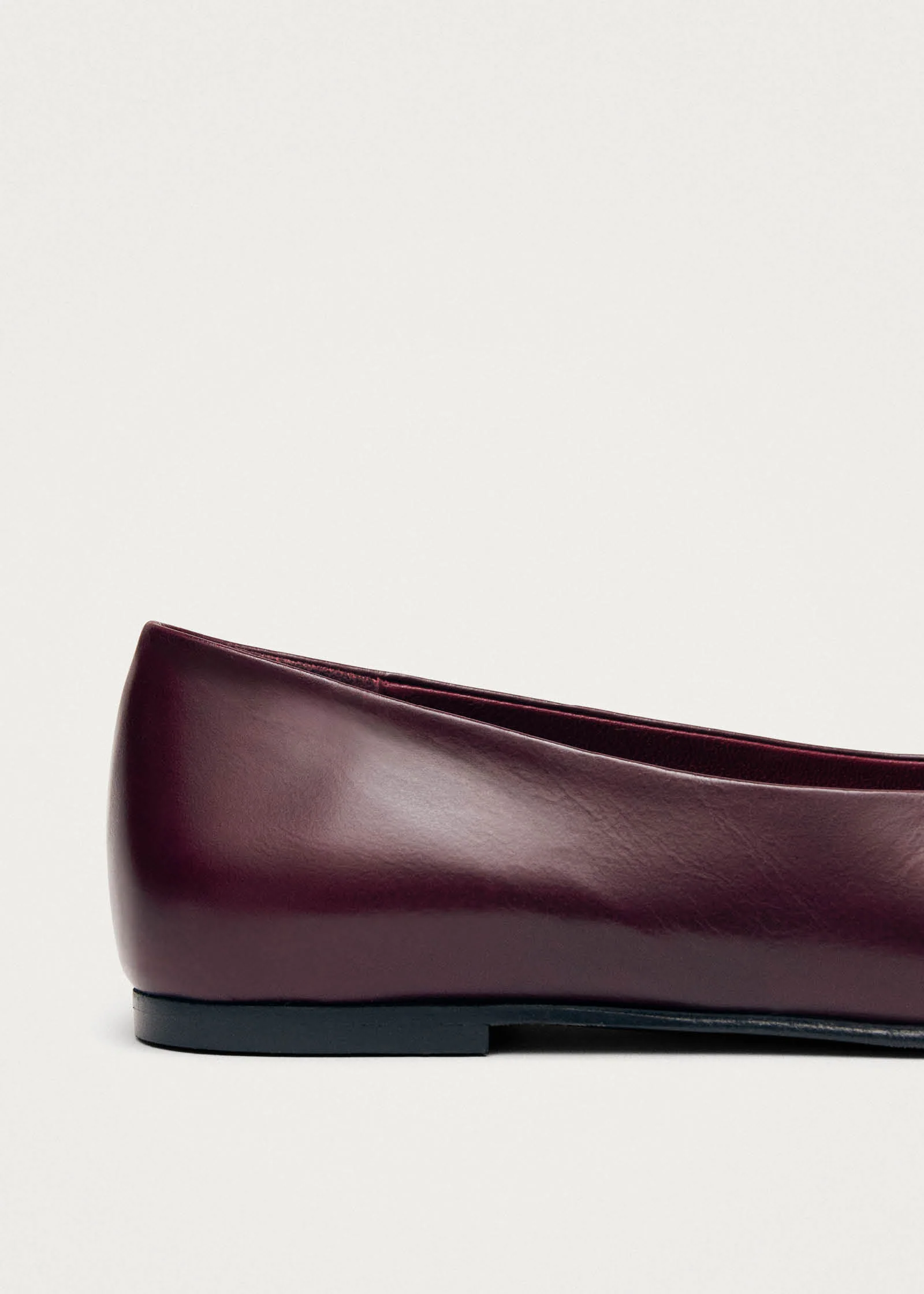 Katia Rift Burgundy Leather Ballet Flats