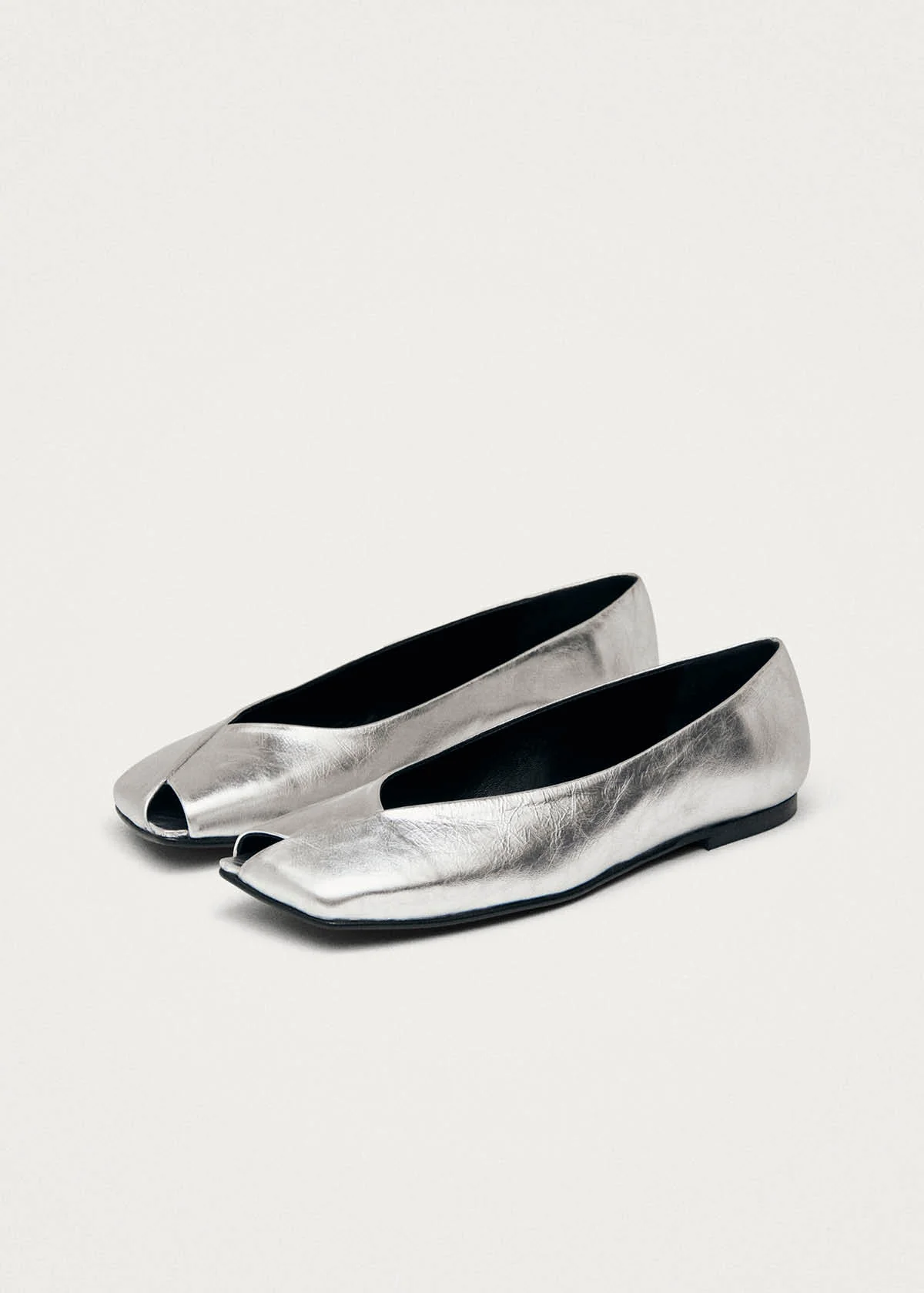 Katia Shimmer Silver Leather Ballet Flats