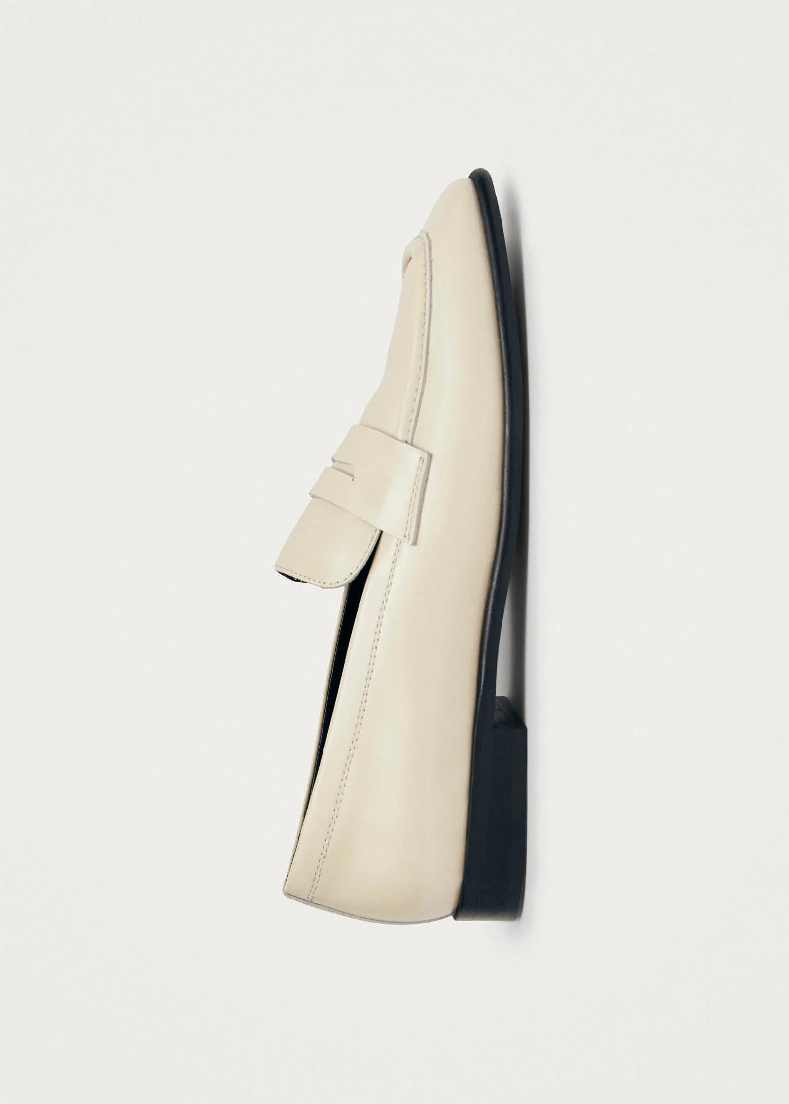 Zaha Cream Leather Loafers