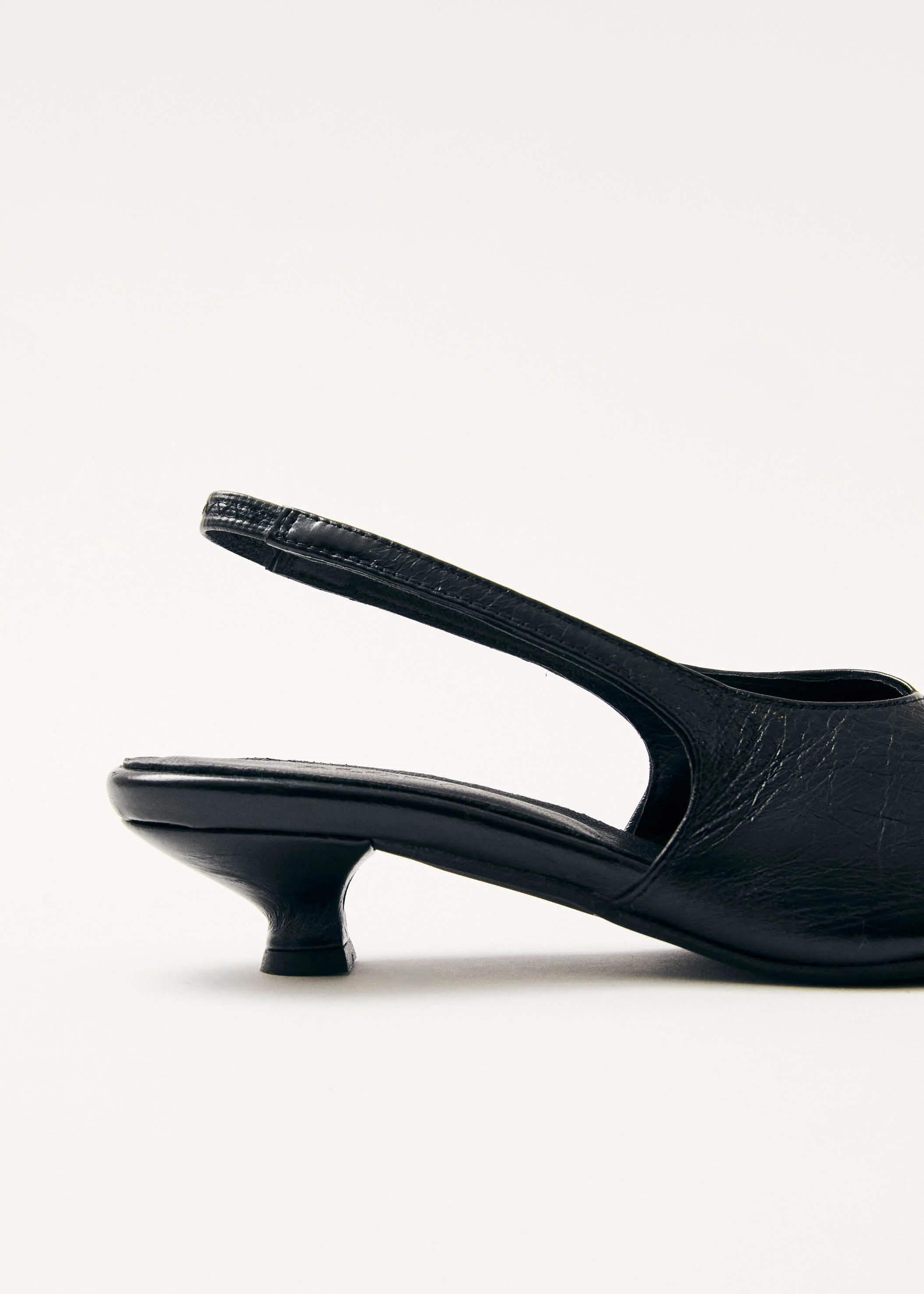 Eros Black Leather Pumps