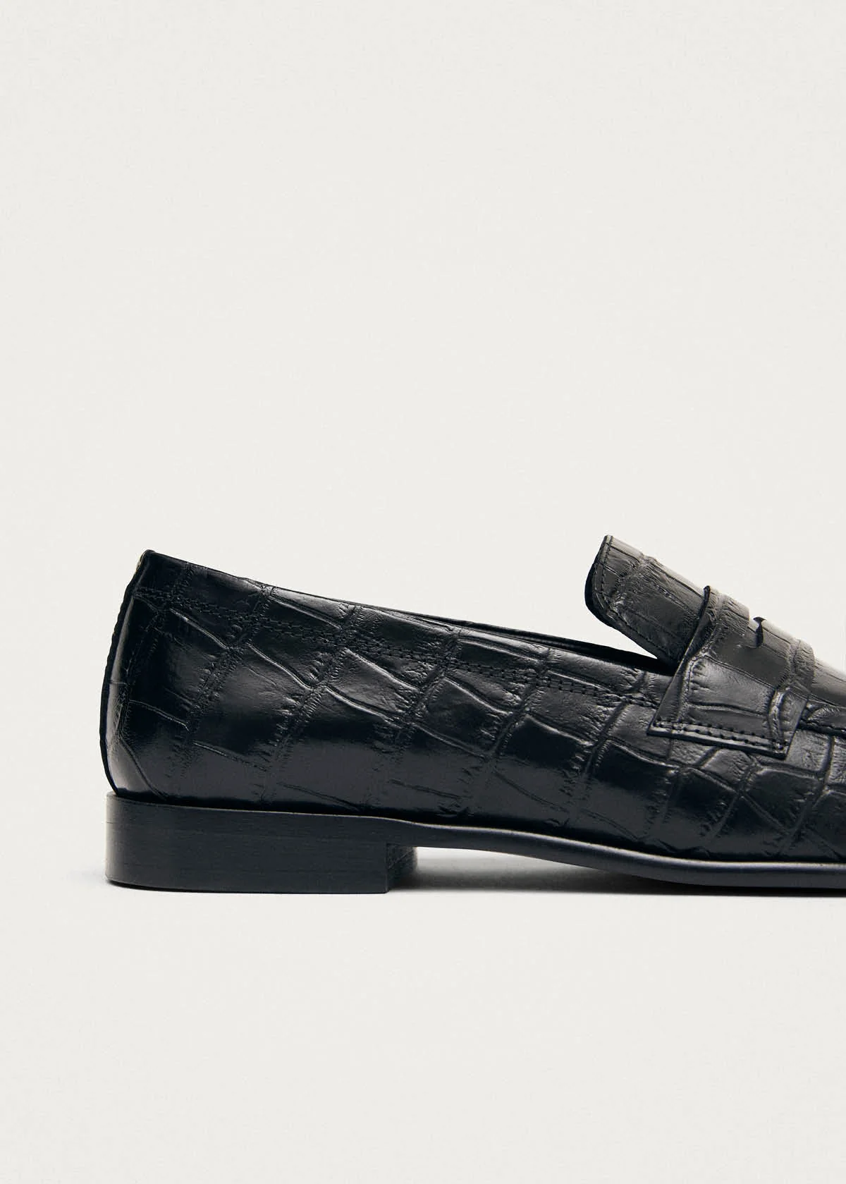 Zaha Alli Black Leather Loafers