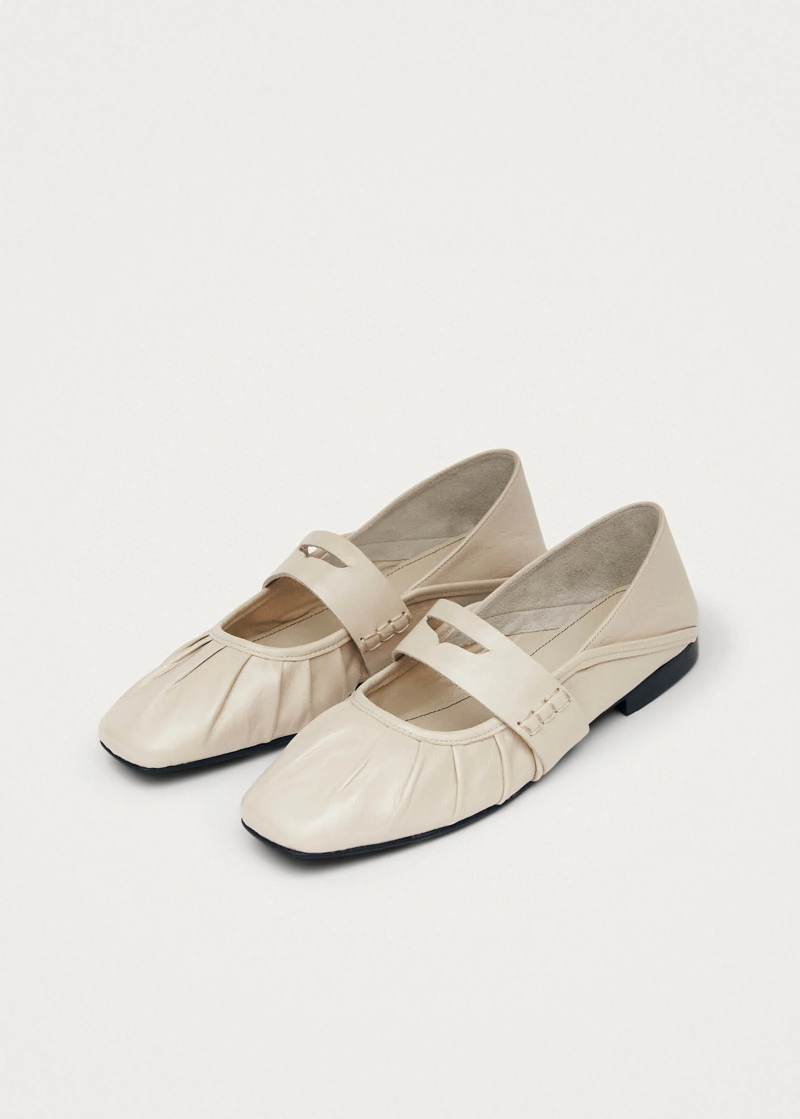 Bargo Cream Leather Ballet Flats