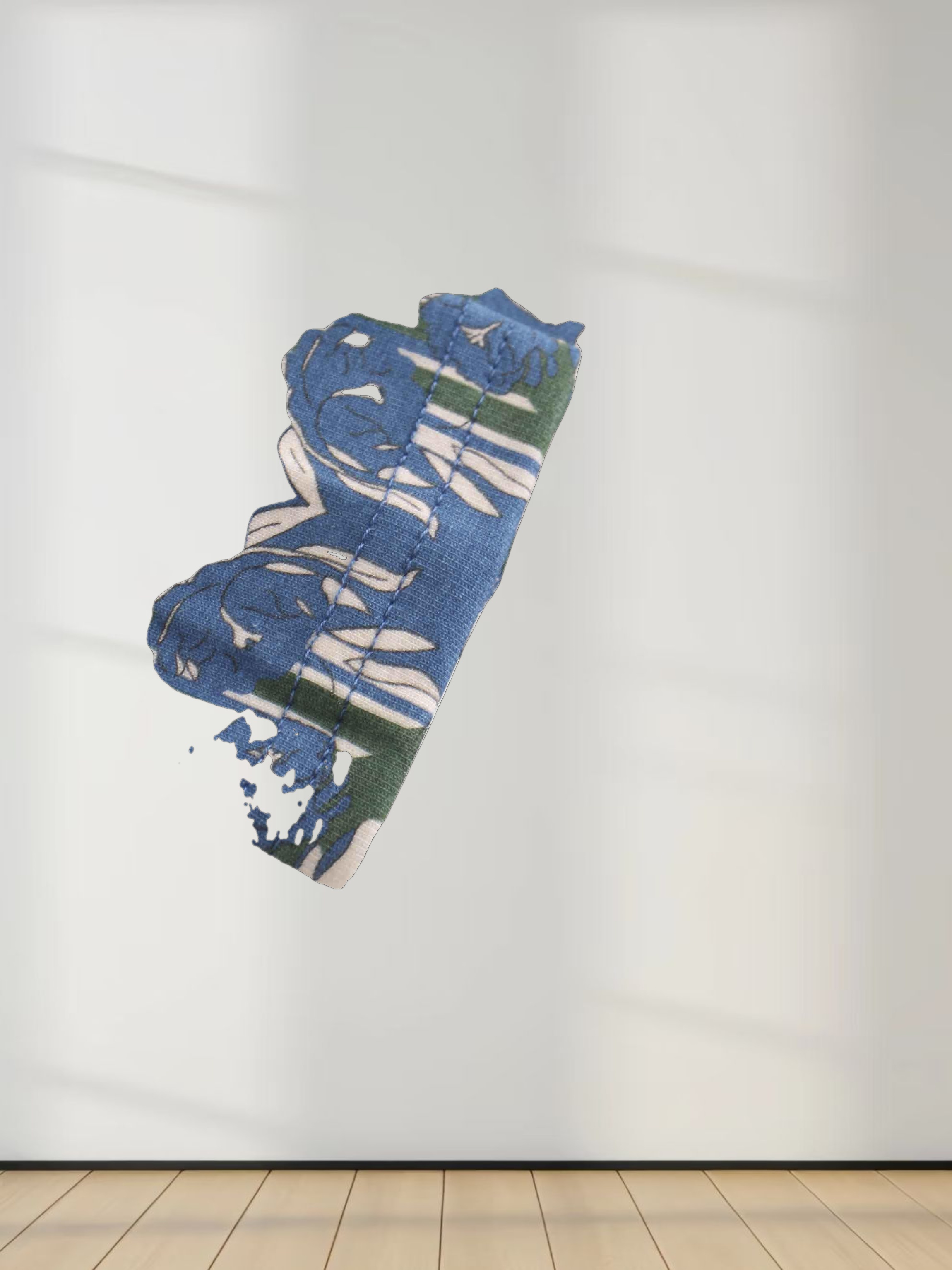 Printed Collar Snap Tee-Carpet of Roses