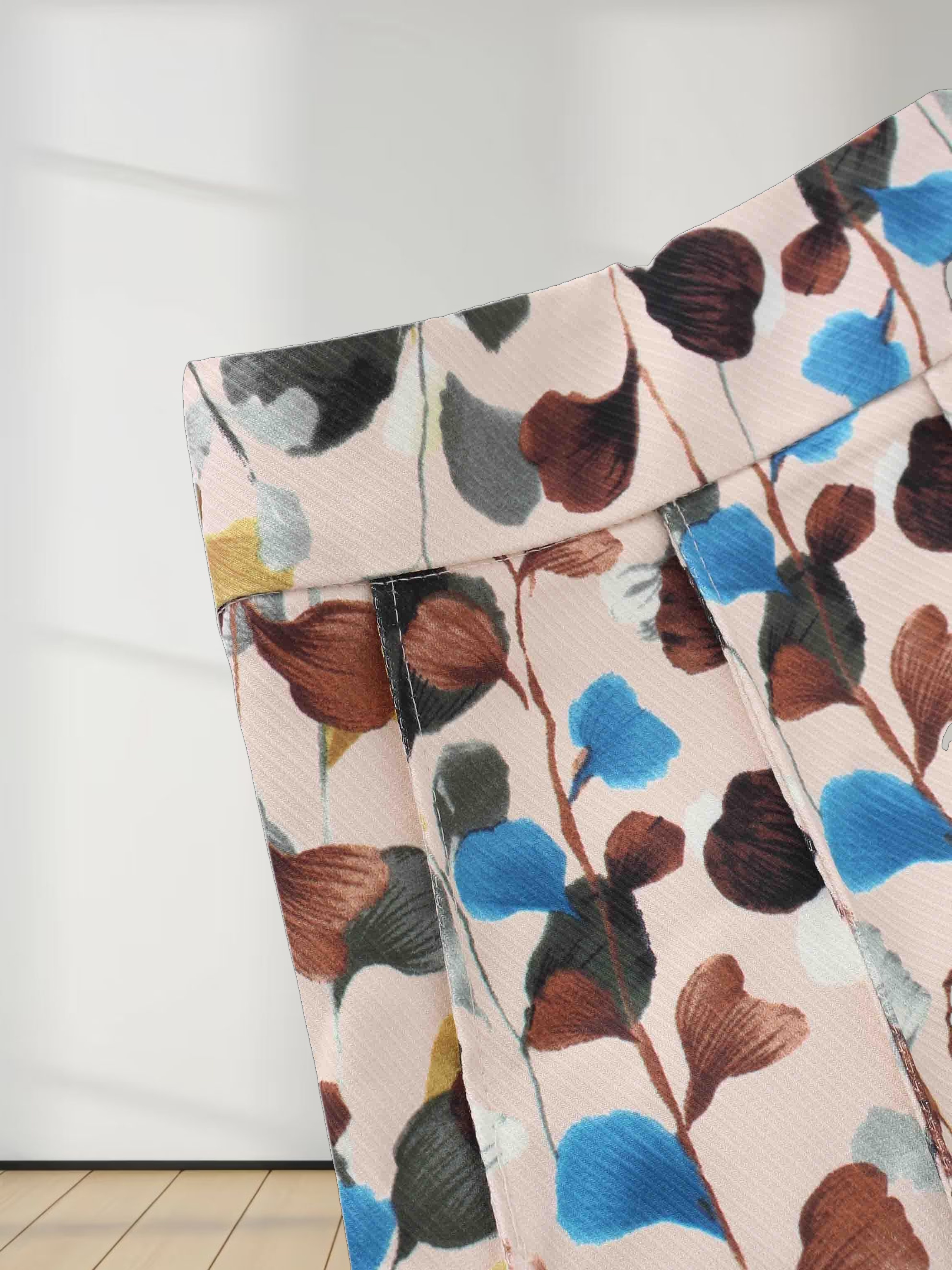 Seamed Pleated Skirt-Neutral Florals