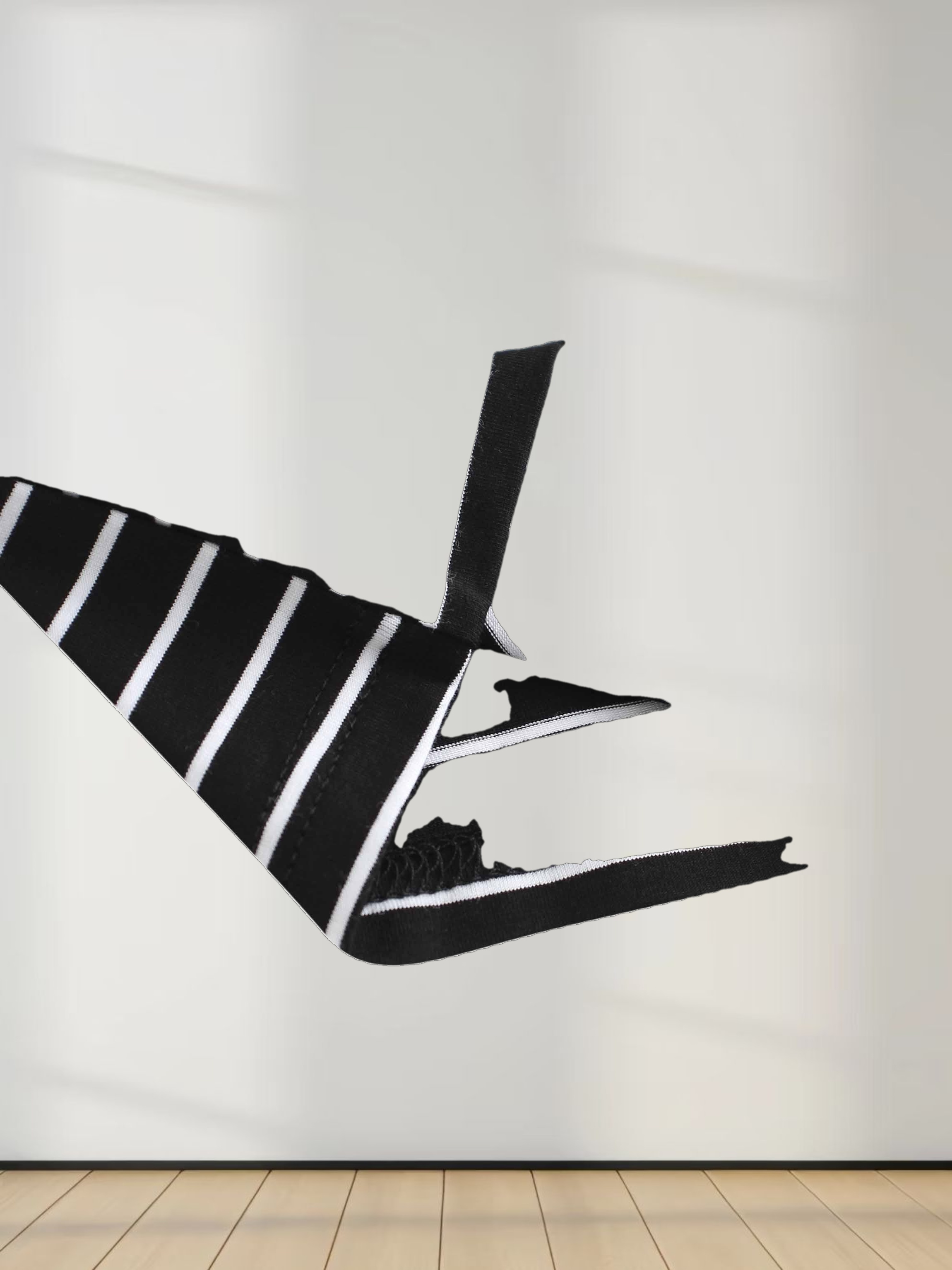 Flat Striped High V Long Sleeve-Black/White