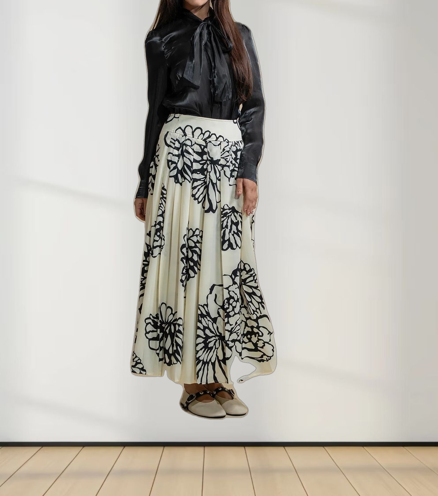 Printed Yoke Pleated Skirt-Cream/Black Floral