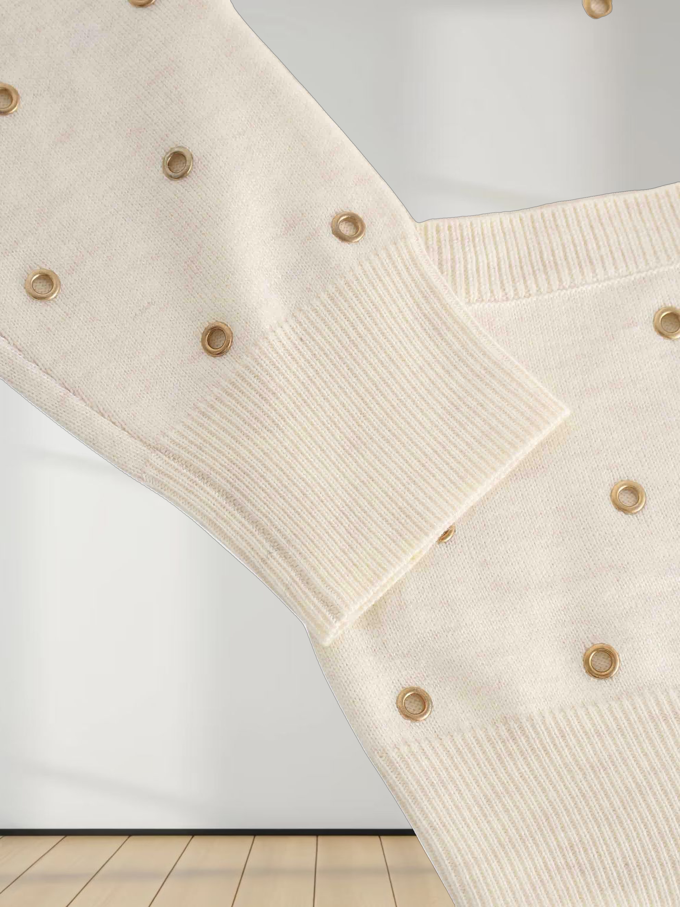 Grommet Cardigan-Cream
