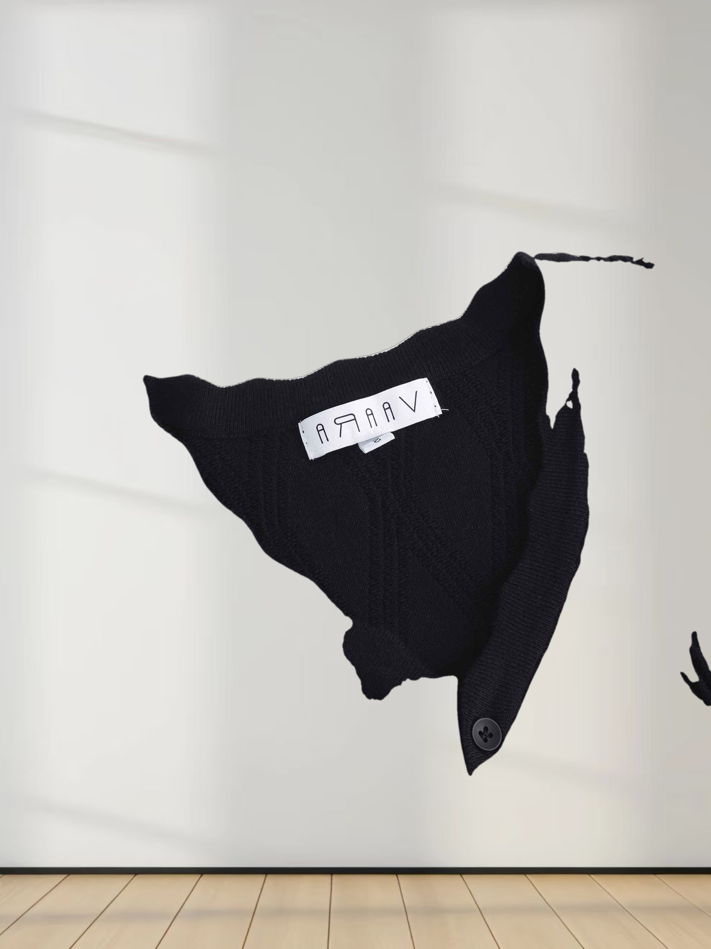 Scalloped Edge Cardigan-Black