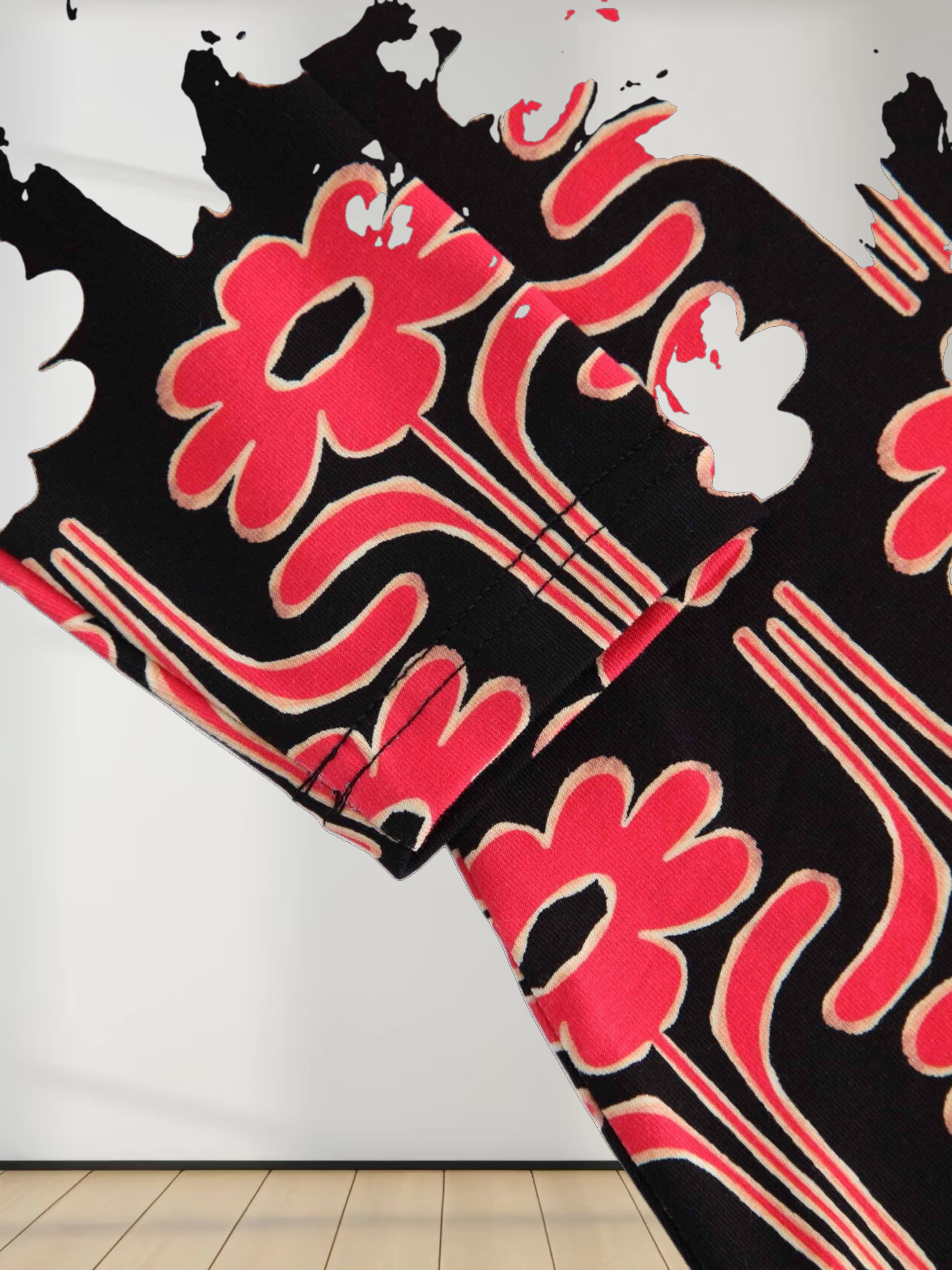 Design Turtleneck-Black Floral