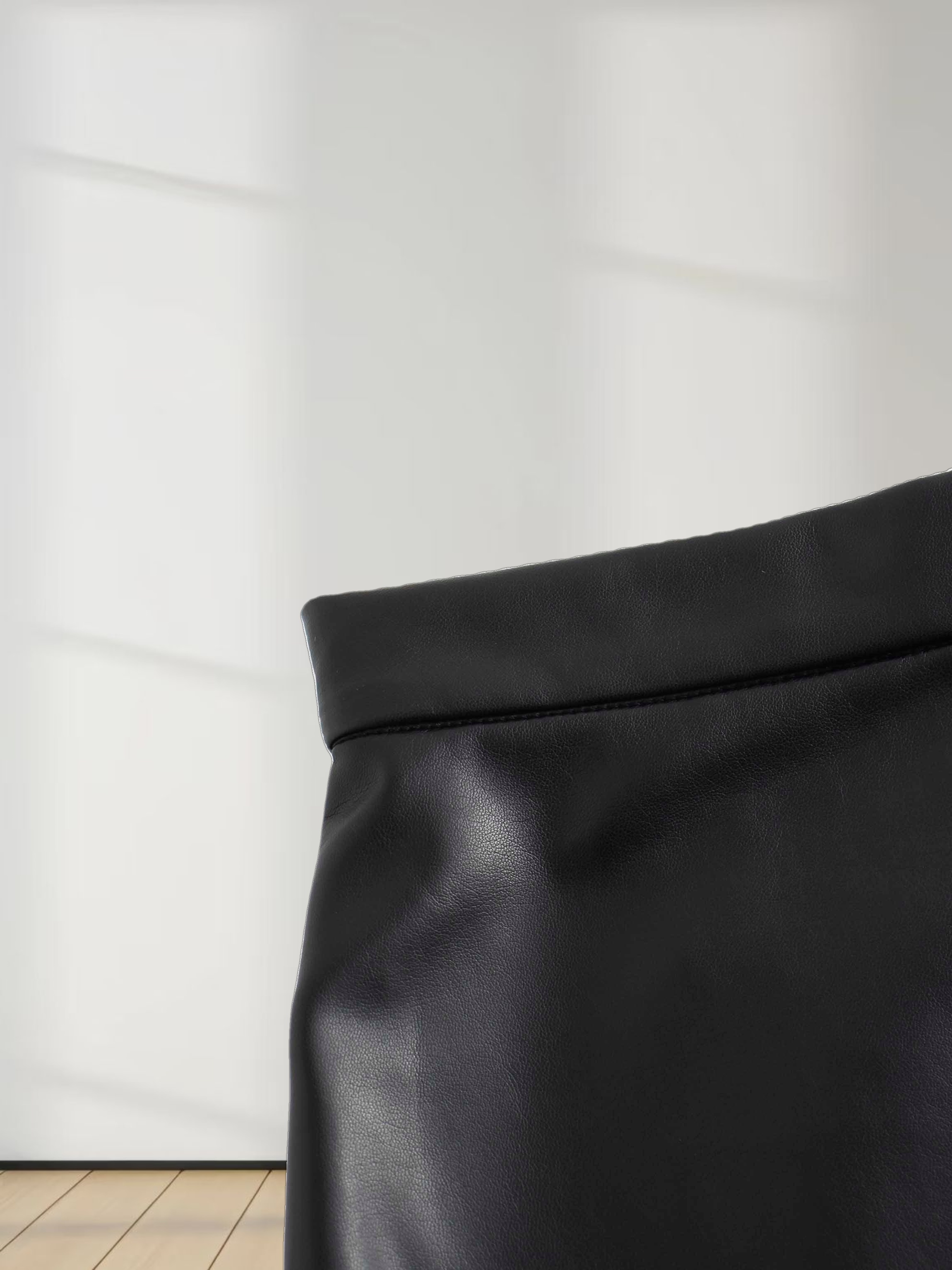 Short A-Line Seamed Faux Leather Skirt-Black