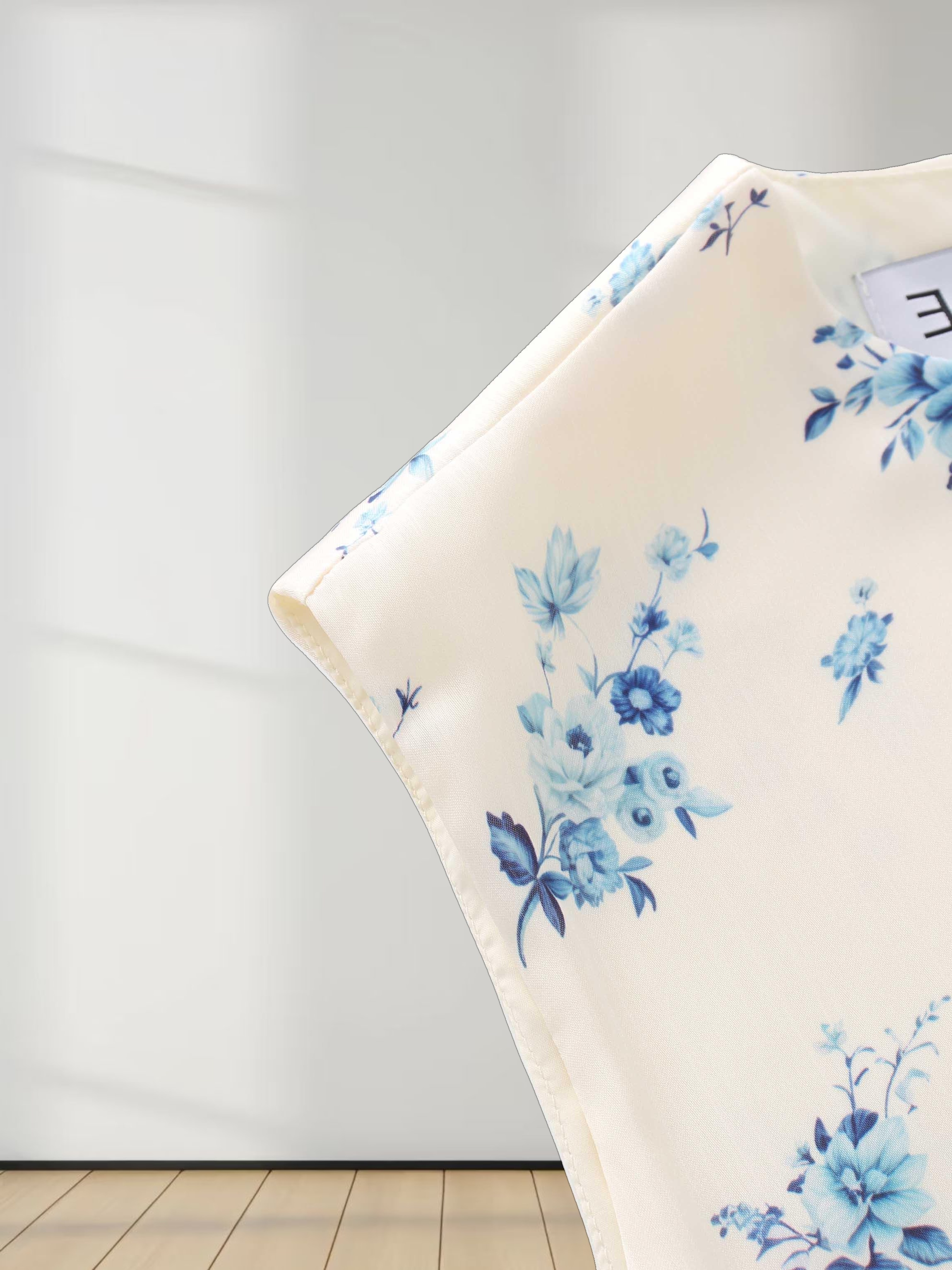 Sleeveless Crew Neck Dress-Blue Flower