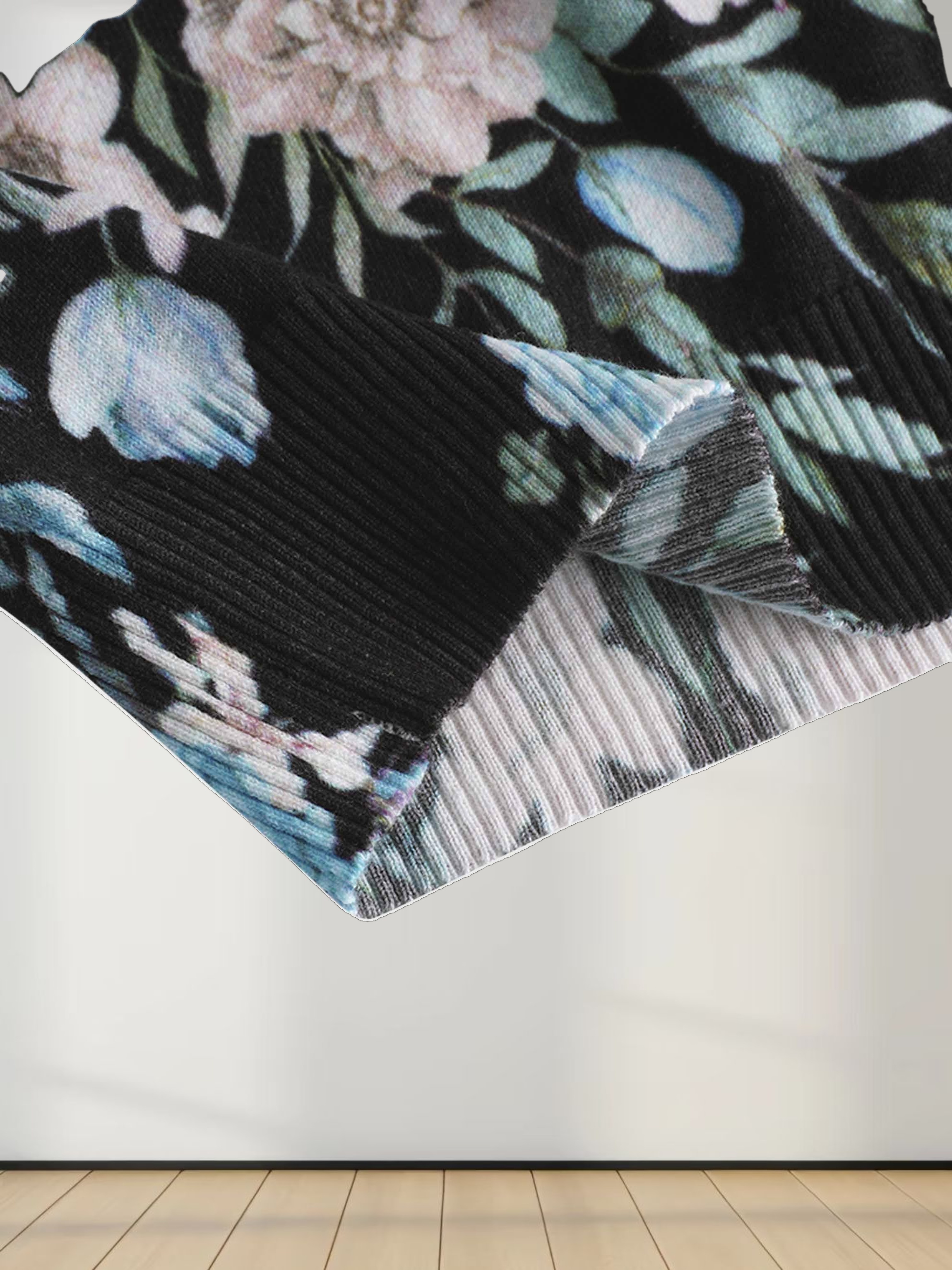 Printed Sweater-English Tea Floral