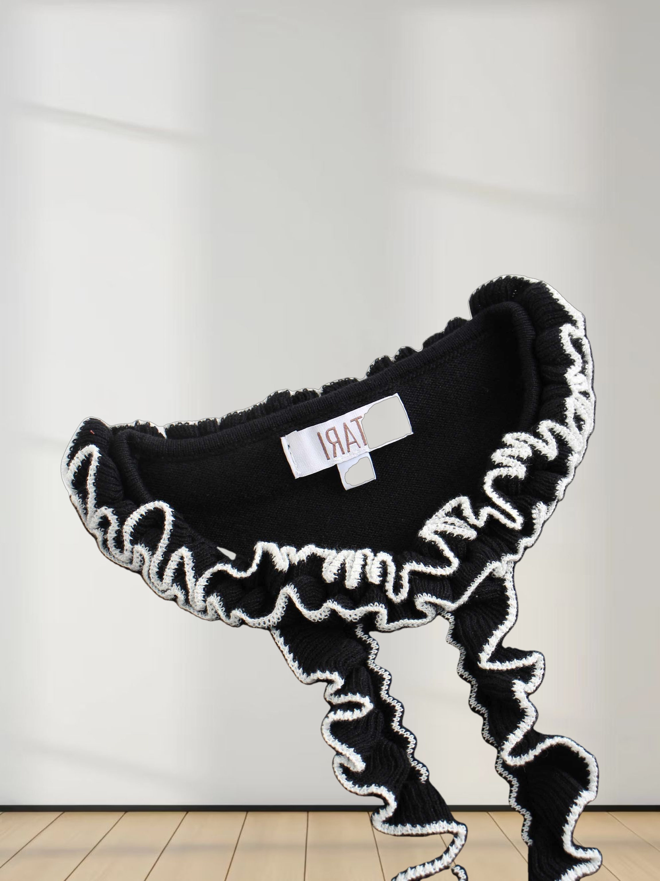 Ruffle Detail Sweater-Black/Ivory