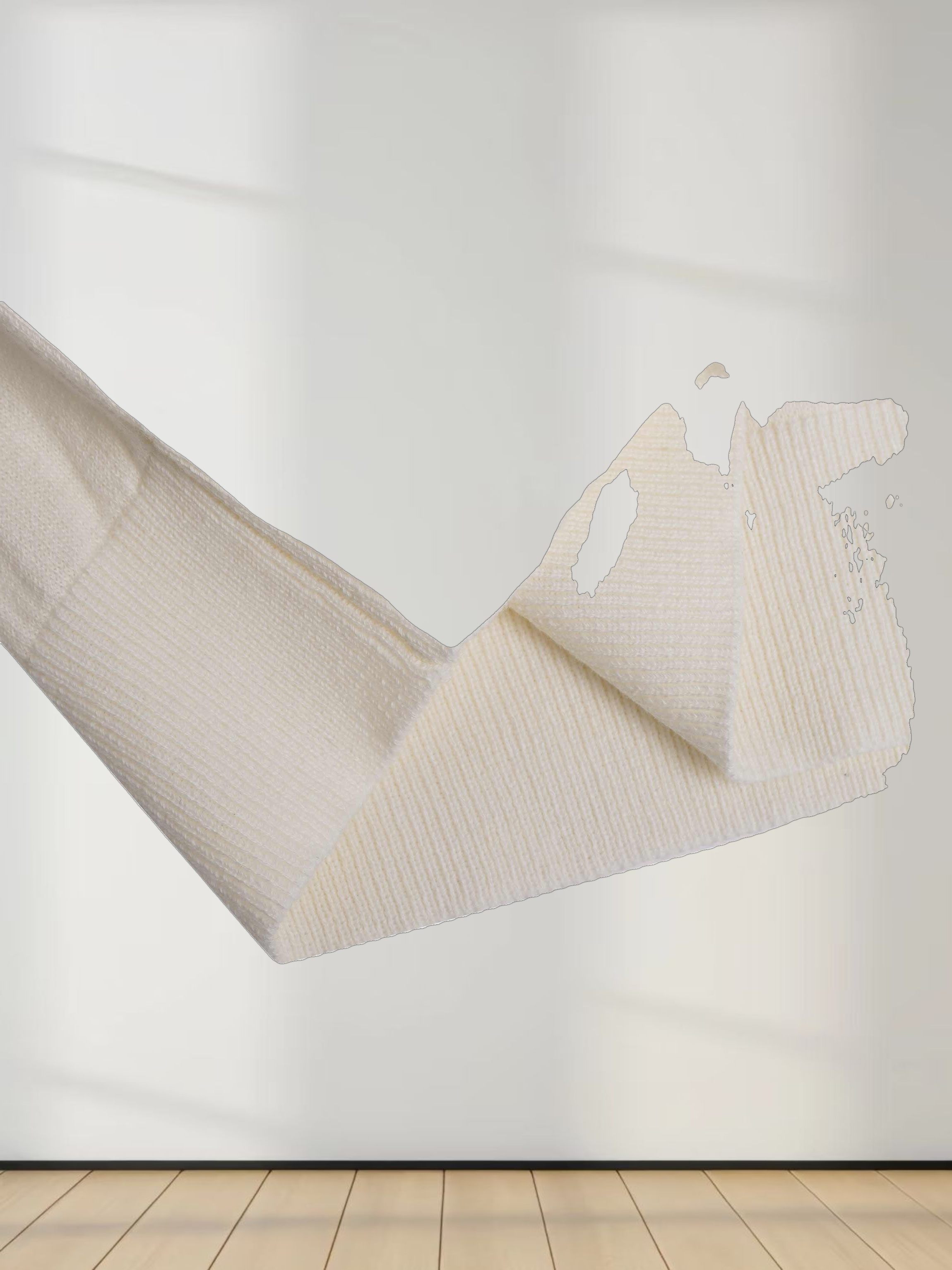 High V Lightweight Sweater-Ivory