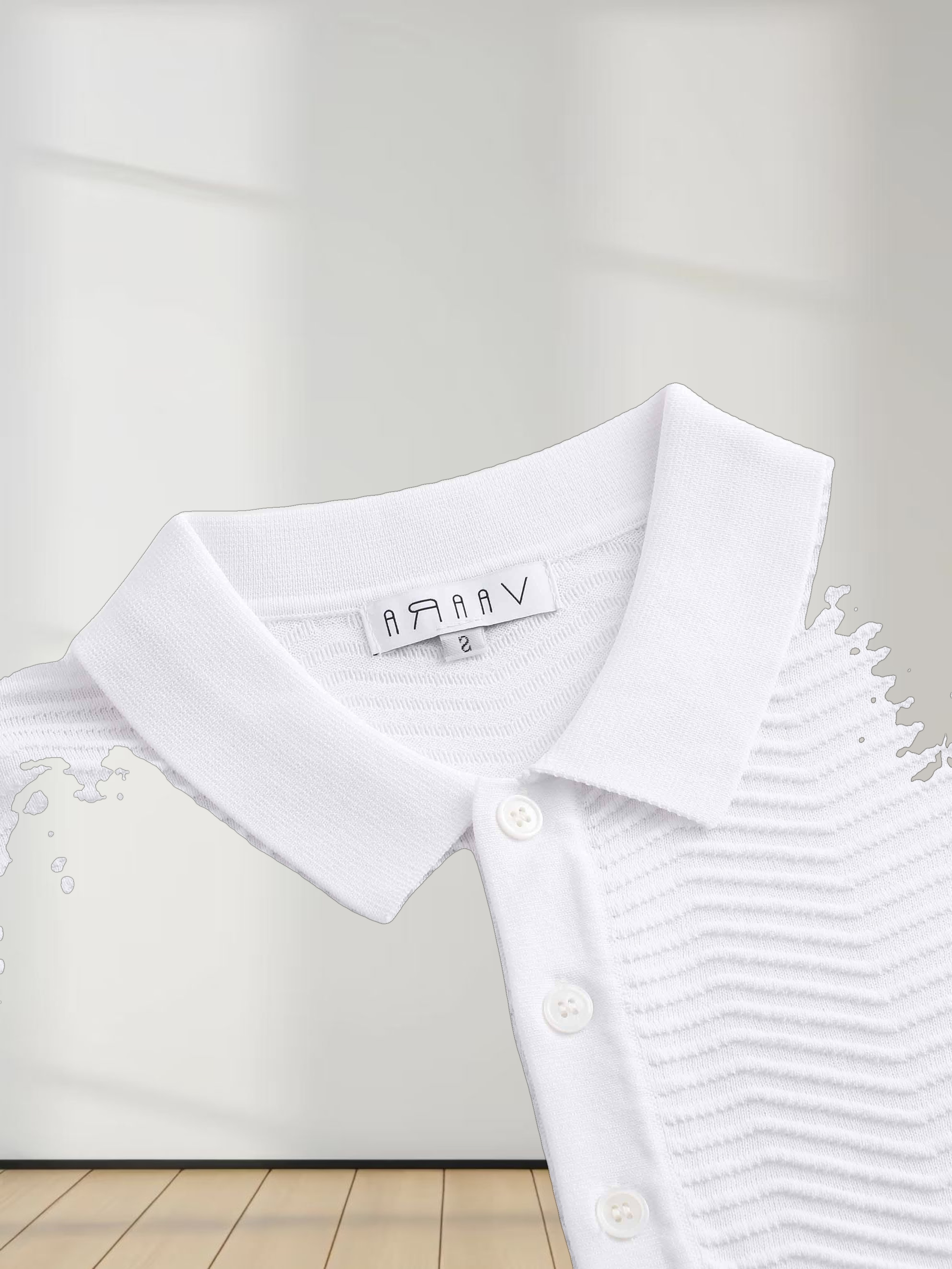 Scallop Edge Collar Sweater-White