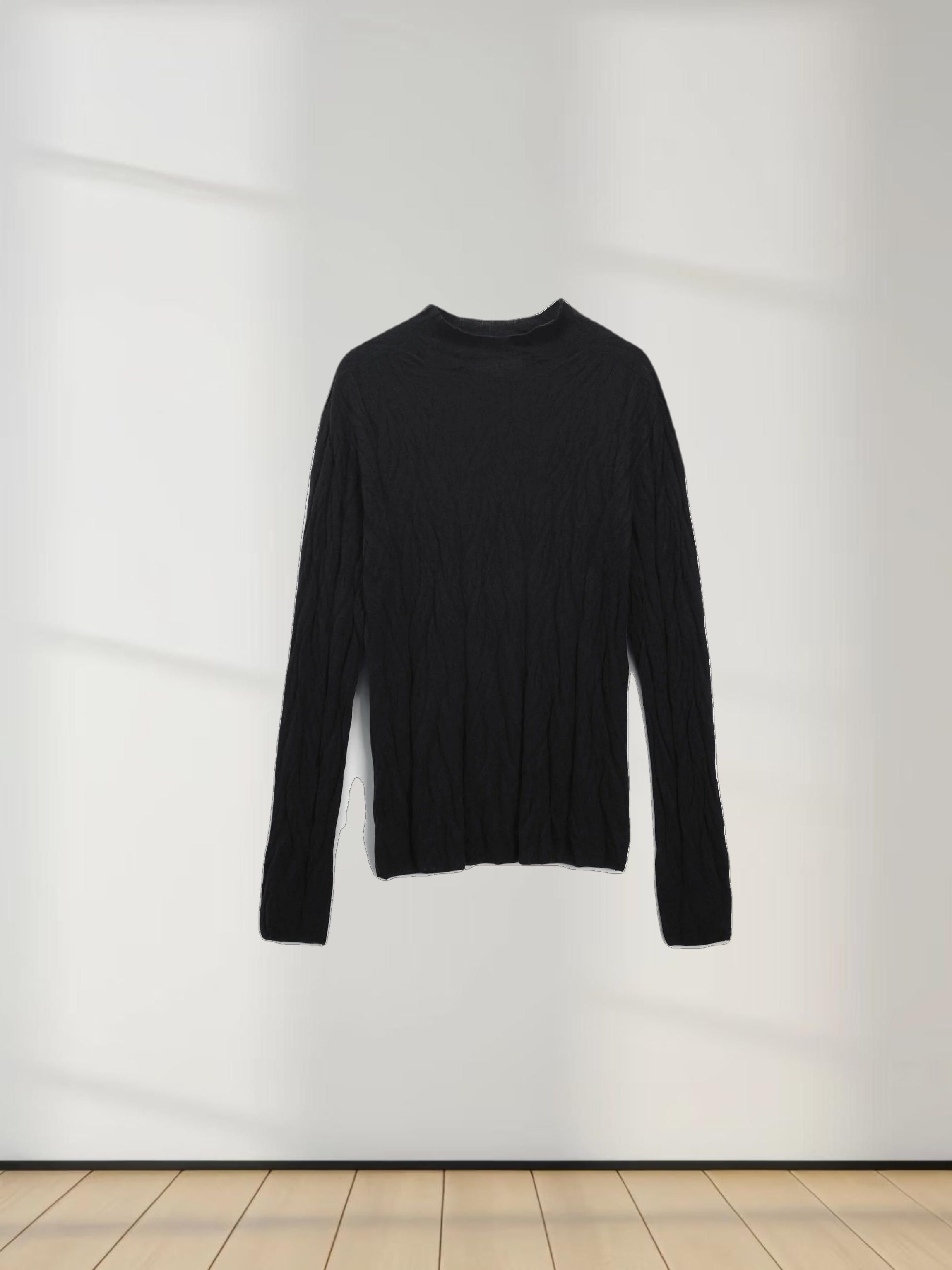 Leaf Design Turtleneck-Black