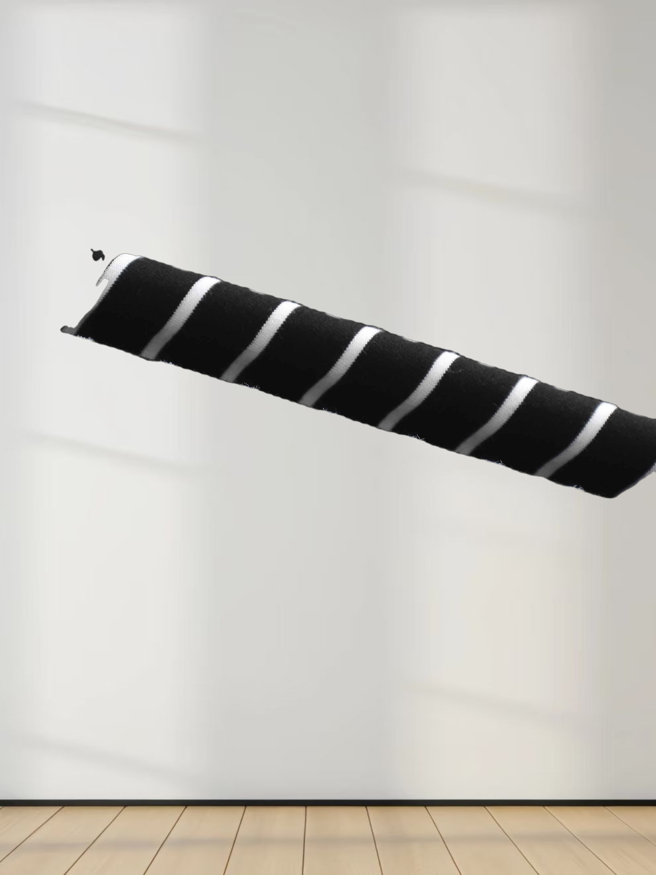 Flat Striped High V Long Sleeve-Black/White