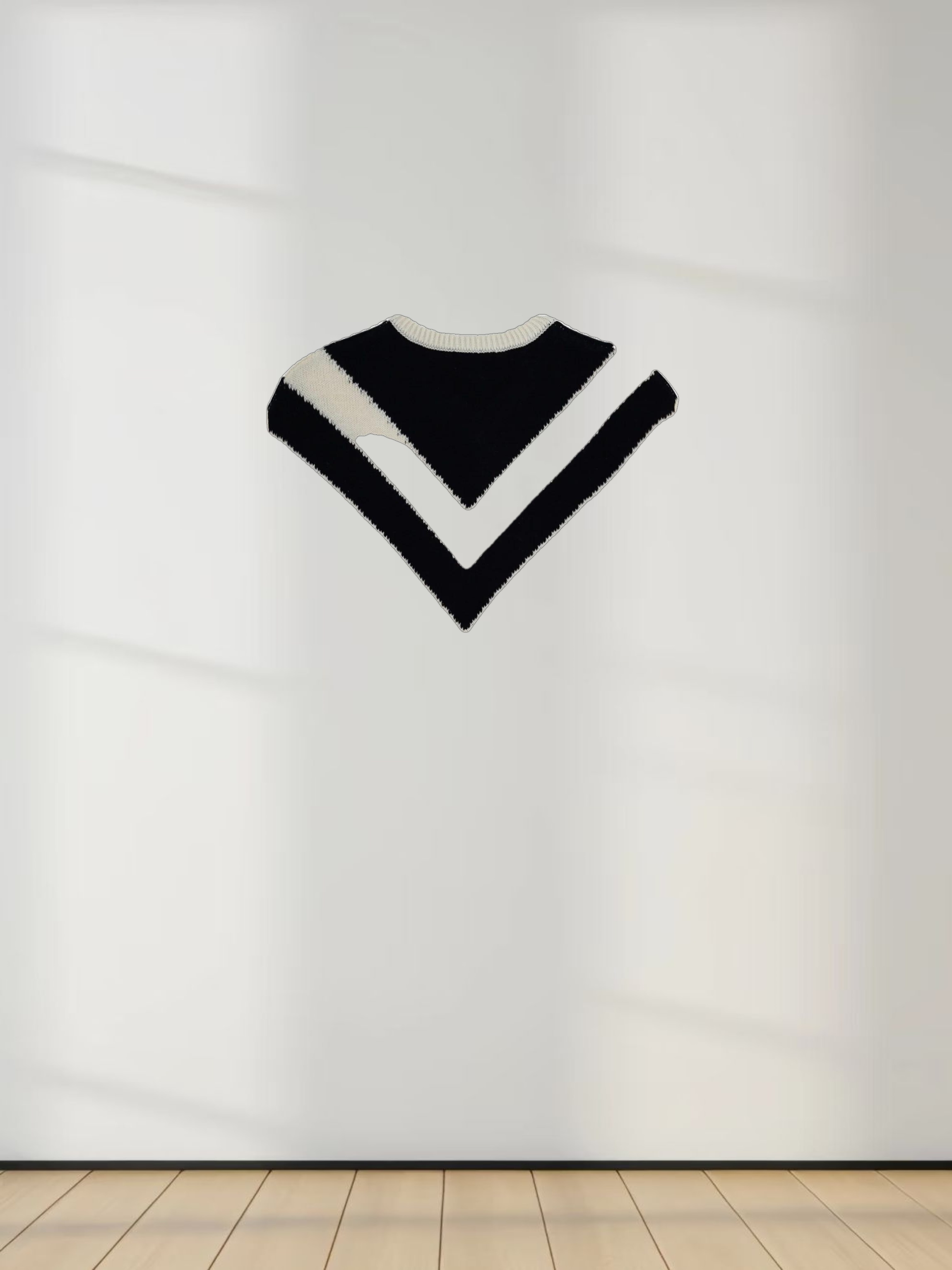 V Neck Stripe Sweater-Cream/Black