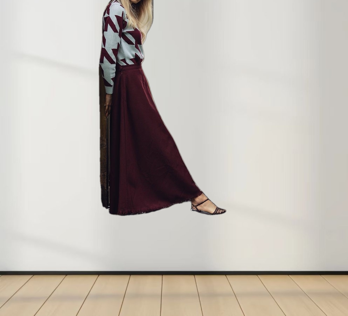 Oversized Houndstooth Sweater-Light Blue/Burgundy