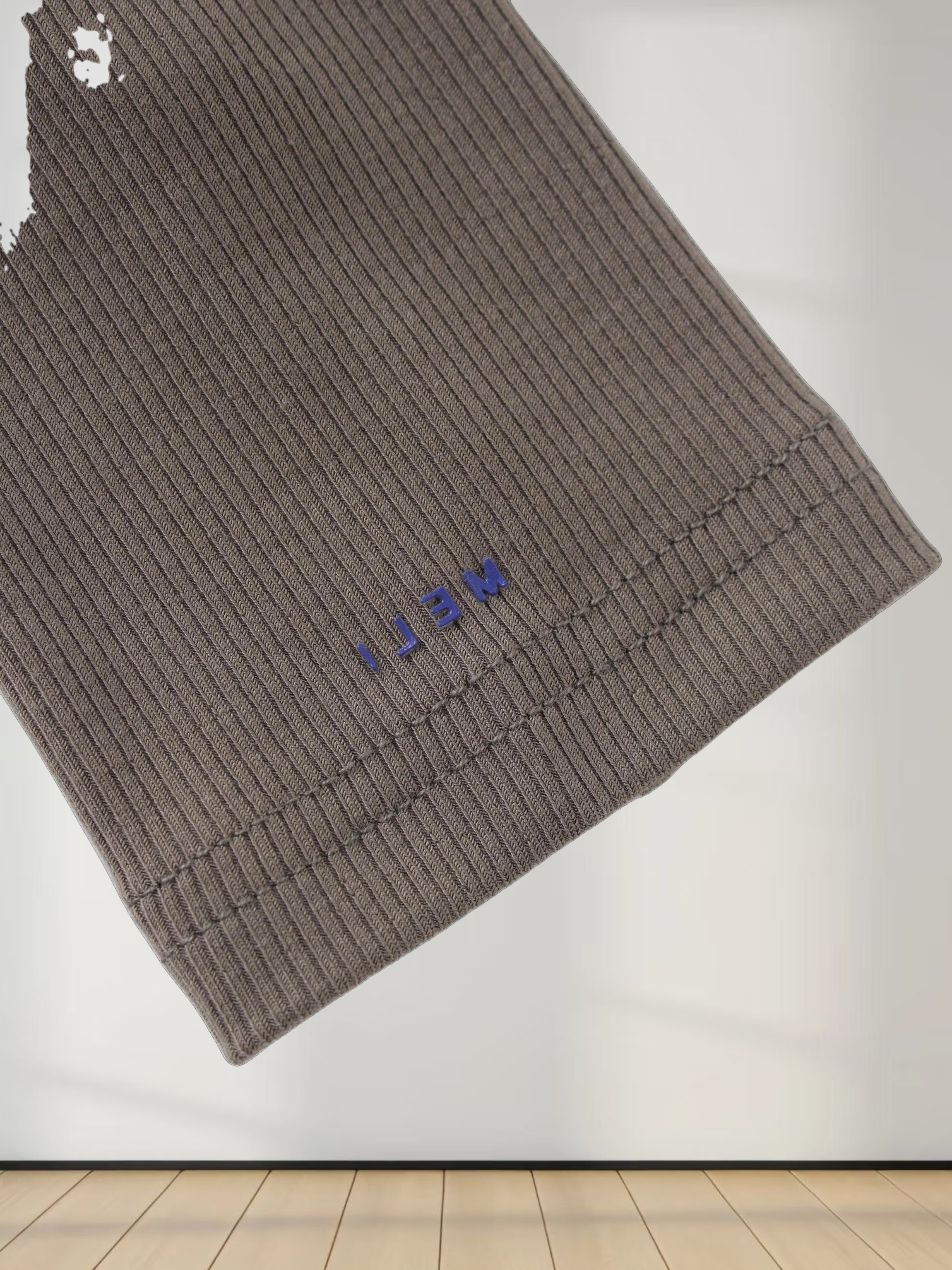 High V Ribbed Tee LS-Olive